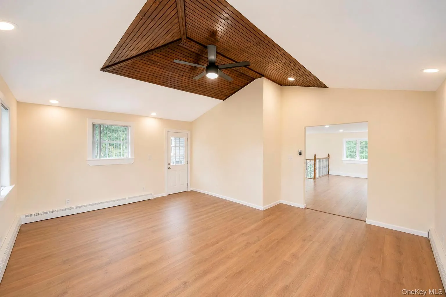41 Madison Avenue, Babylon, NY, 7 Bedrooms Bedrooms, 14 Rooms Rooms,2 BathroomsBathrooms,Residential,For Rent,Madison,0,1034941 41 Madison Avenue, Babylon, NY, 7 Bedrooms Bedrooms, 14 Rooms Rooms,2 BathroomsBathrooms,Residential,For Rent,Madison,0,1034941