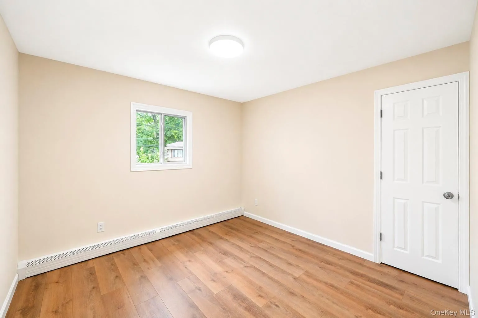 41 Madison Avenue, Babylon, NY, 7 Bedrooms Bedrooms, 14 Rooms Rooms,2 BathroomsBathrooms,Residential,For Rent,Madison,0,1034941 41 Madison Avenue, Babylon, NY, 7 Bedrooms Bedrooms, 14 Rooms Rooms,2 BathroomsBathrooms,Residential,For Rent,Madison,0,1034941