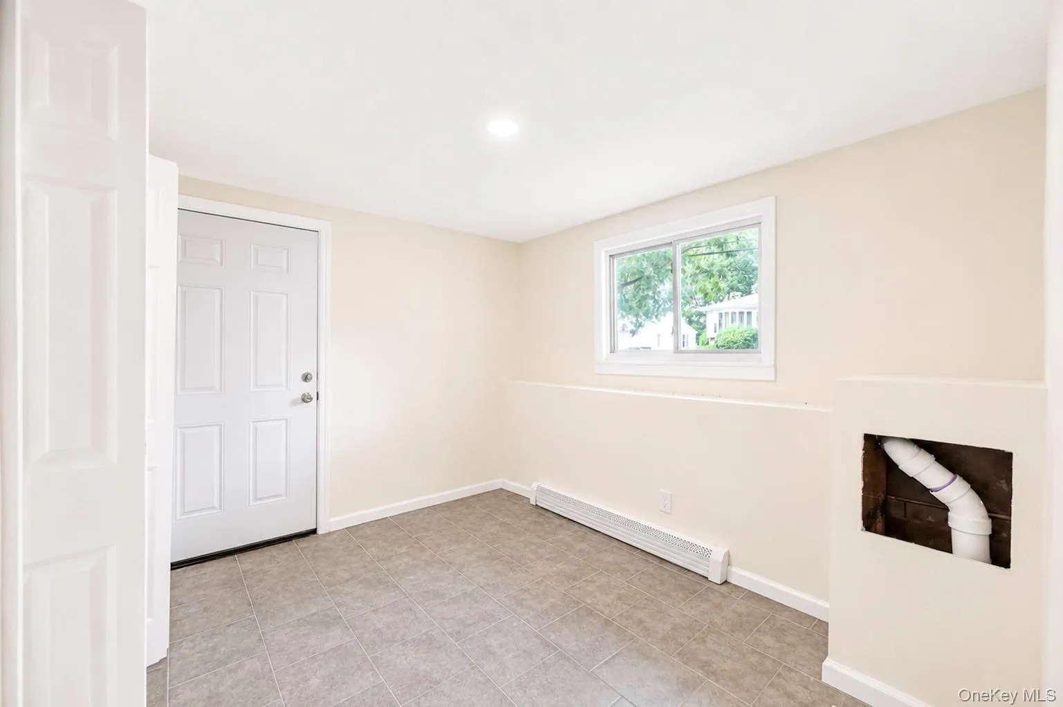 41 Madison Avenue, Babylon, NY, 7 Bedrooms Bedrooms, 14 Rooms Rooms,2 BathroomsBathrooms,Residential,For Rent,Madison,0,1034941 41 Madison Avenue, Babylon, NY, 7 Bedrooms Bedrooms, 14 Rooms Rooms,2 BathroomsBathrooms,Residential,For Rent,Madison,0,1034941
