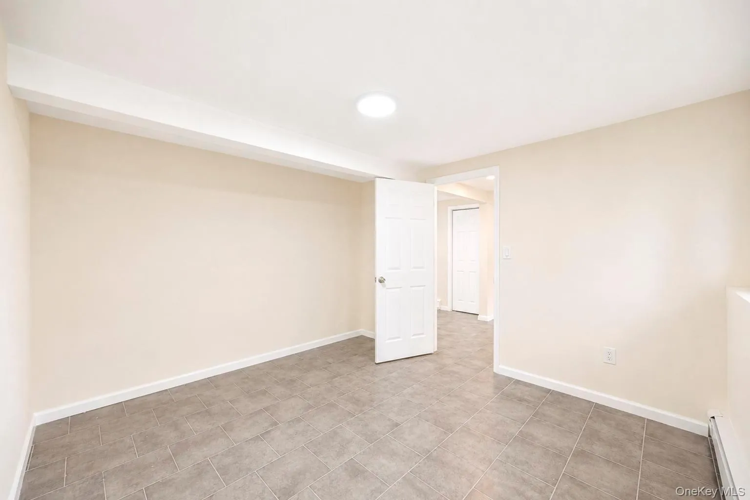 41 Madison Avenue, Babylon, NY, 7 Bedrooms Bedrooms, 14 Rooms Rooms,2 BathroomsBathrooms,Residential,For Rent,Madison,0,1034941 41 Madison Avenue, Babylon, NY, 7 Bedrooms Bedrooms, 14 Rooms Rooms,2 BathroomsBathrooms,Residential,For Rent,Madison,0,1034941