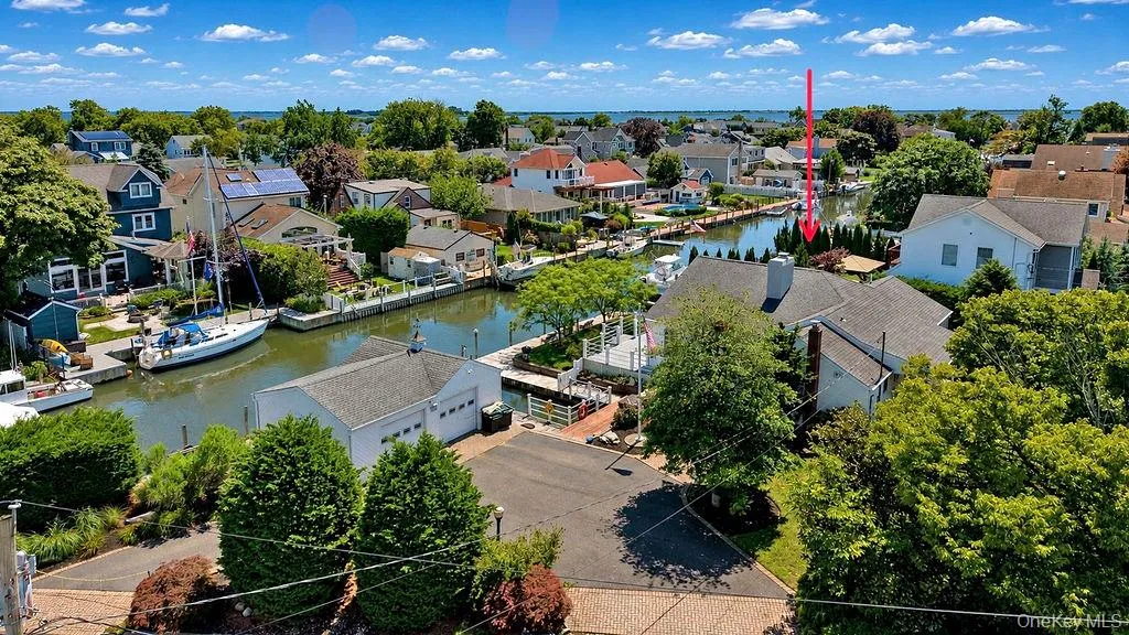 8 Stuart Avenue, Babylon, NY, 2 Bedrooms Bedrooms, 7 Rooms Rooms,1 BathroomBathrooms,Residential,For Rent,Stuart,0,1034942 8 Stuart Avenue, Babylon, NY, 2 Bedrooms Bedrooms, 7 Rooms Rooms,1 BathroomBathrooms,Residential,For Rent,Stuart,0,1034942