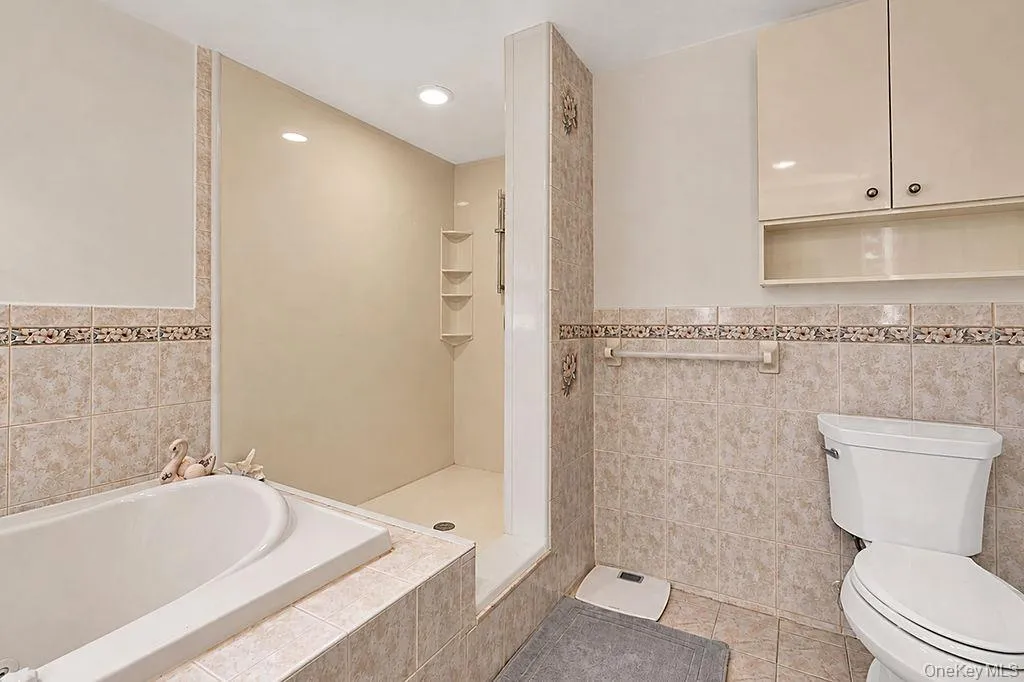 8 Stuart Avenue, Babylon, NY, 2 Bedrooms Bedrooms, 7 Rooms Rooms,1 BathroomBathrooms,Residential,For Rent,Stuart,0,1034942 8 Stuart Avenue, Babylon, NY, 2 Bedrooms Bedrooms, 7 Rooms Rooms,1 BathroomBathrooms,Residential,For Rent,Stuart,0,1034942