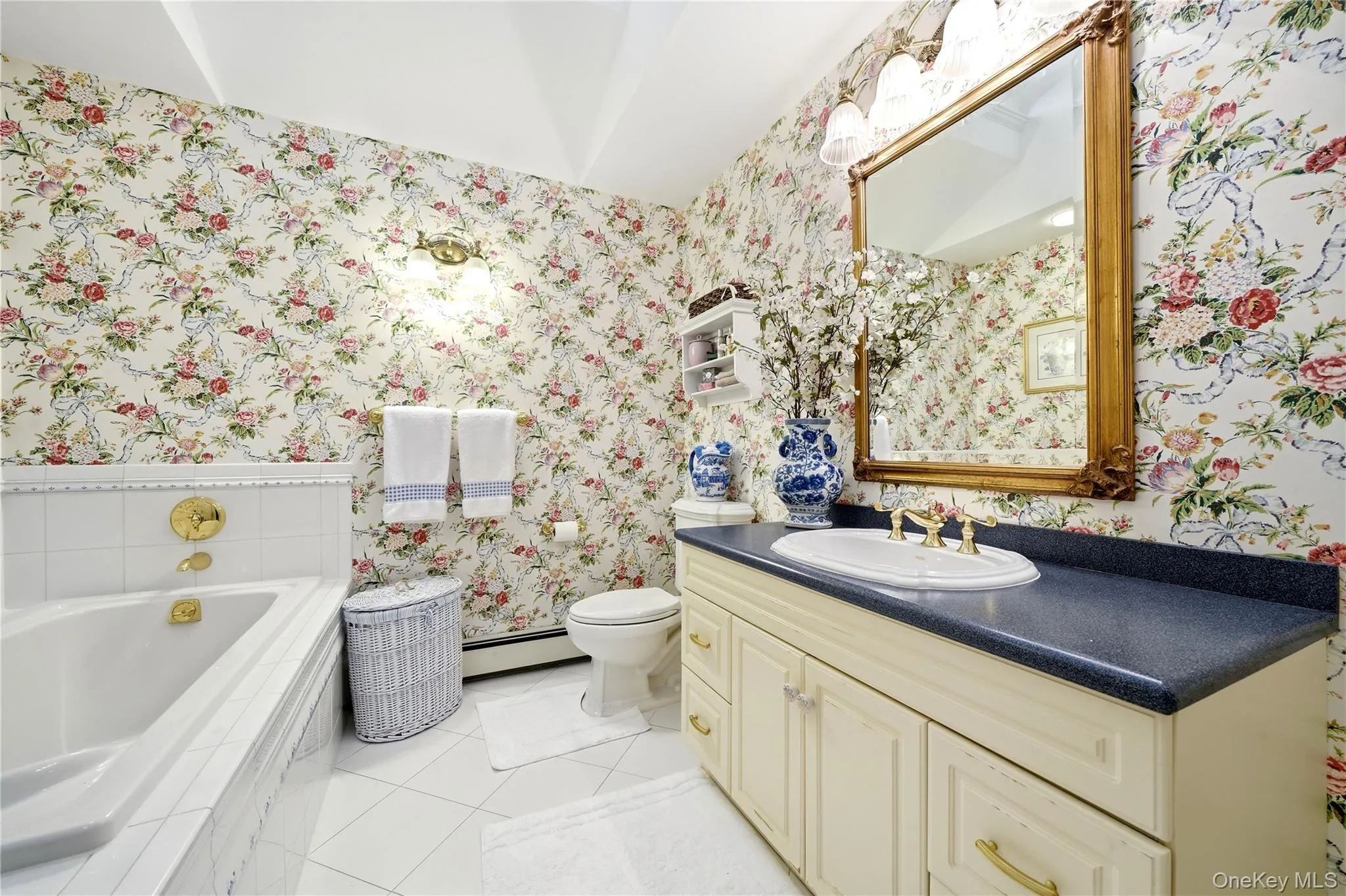 2nd Floor Bathroom 2nd Floor Bathroom