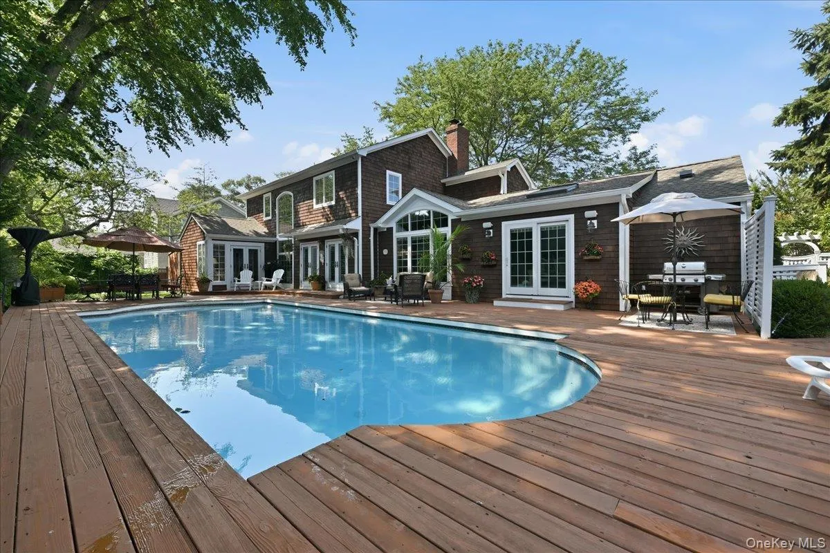 130 Fairview Road, Oyster Bay, NY, 4 Bedrooms Bedrooms, 9 Rooms Rooms,3 BathroomsBathrooms,Residential,For Rent,Fairview,0,1034948 130 Fairview Road, Oyster Bay, NY, 4 Bedrooms Bedrooms, 9 Rooms Rooms,3 BathroomsBathrooms,Residential,For Rent,Fairview,0,1034948