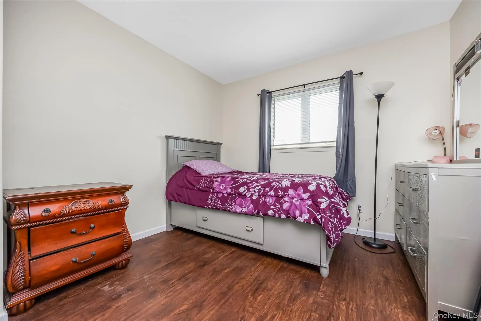 1 Autumn Lane, Babylon, NY, 4 Bedrooms Bedrooms, 9 Rooms Rooms,1 BathroomBathrooms,Residential,For Rent,Autumn,0,1034949 1 Autumn Lane, Babylon, NY, 4 Bedrooms Bedrooms, 9 Rooms Rooms,1 BathroomBathrooms,Residential,For Rent,Autumn,0,1034949