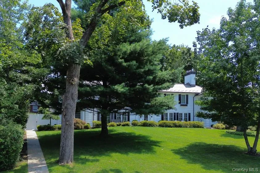 1 Wellington Avenue, New Rochelle, NY, 4 Bedrooms Bedrooms, 13 Rooms Rooms,4 BathroomsBathrooms,Residential,For Rent,Wellington,0,1034952 1 Wellington Avenue, New Rochelle, NY, 4 Bedrooms Bedrooms, 13 Rooms Rooms,4 BathroomsBathrooms,Residential,For Rent,Wellington,0,1034952