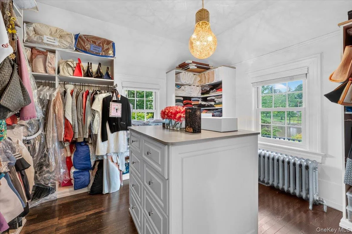 1 Wellington Avenue, New Rochelle, NY, 4 Bedrooms Bedrooms, 13 Rooms Rooms,4 BathroomsBathrooms,Residential,For Rent,Wellington,0,1034952 1 Wellington Avenue, New Rochelle, NY, 4 Bedrooms Bedrooms, 13 Rooms Rooms,4 BathroomsBathrooms,Residential,For Rent,Wellington,0,1034952