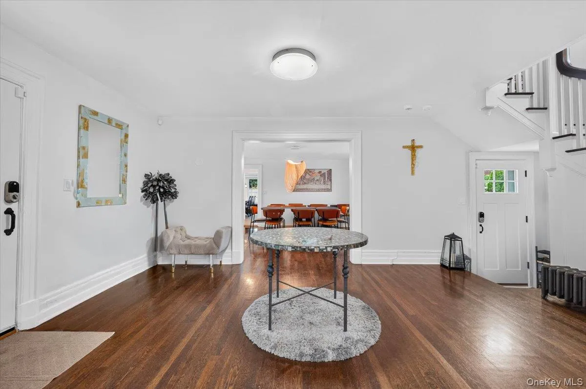 1 Wellington Avenue, New Rochelle, NY, 4 Bedrooms Bedrooms, 13 Rooms Rooms,4 BathroomsBathrooms,Residential,For Rent,Wellington,0,1034952 1 Wellington Avenue, New Rochelle, NY, 4 Bedrooms Bedrooms, 13 Rooms Rooms,4 BathroomsBathrooms,Residential,For Rent,Wellington,0,1034952