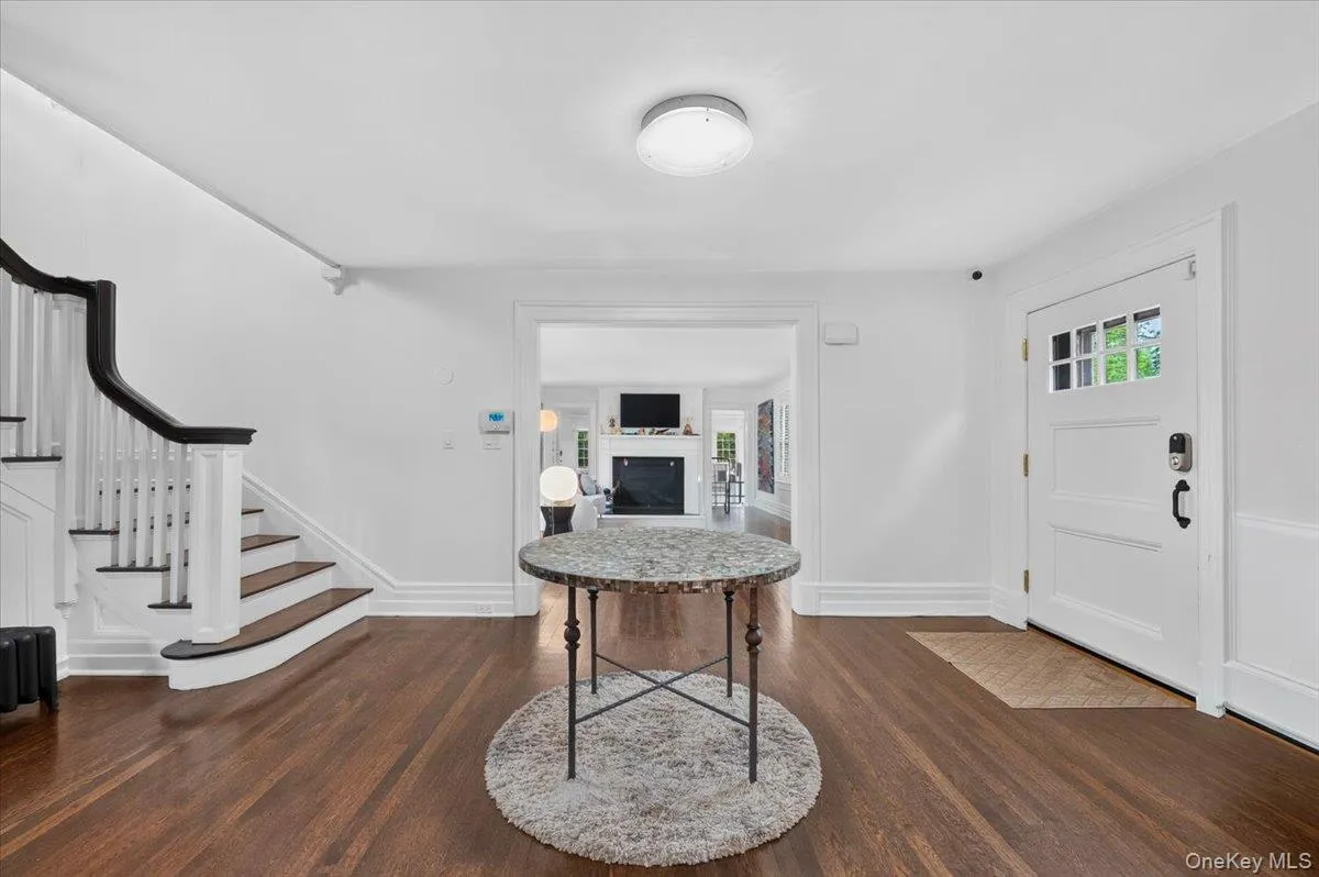 1 Wellington Avenue, New Rochelle, NY, 4 Bedrooms Bedrooms, 13 Rooms Rooms,4 BathroomsBathrooms,Residential,For Rent,Wellington,0,1034952 1 Wellington Avenue, New Rochelle, NY, 4 Bedrooms Bedrooms, 13 Rooms Rooms,4 BathroomsBathrooms,Residential,For Rent,Wellington,0,1034952