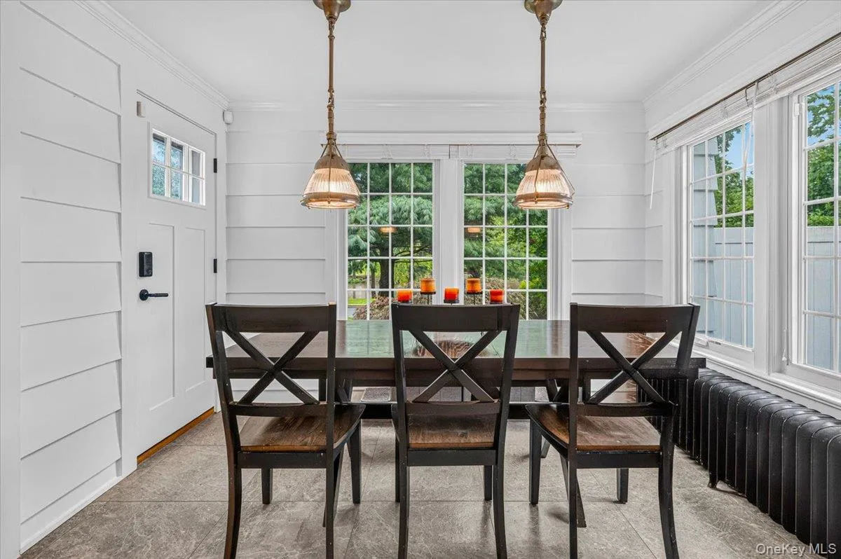 1 Wellington Avenue, New Rochelle, NY, 4 Bedrooms Bedrooms, 13 Rooms Rooms,4 BathroomsBathrooms,Residential,For Rent,Wellington,0,1034952 1 Wellington Avenue, New Rochelle, NY, 4 Bedrooms Bedrooms, 13 Rooms Rooms,4 BathroomsBathrooms,Residential,For Rent,Wellington,0,1034952