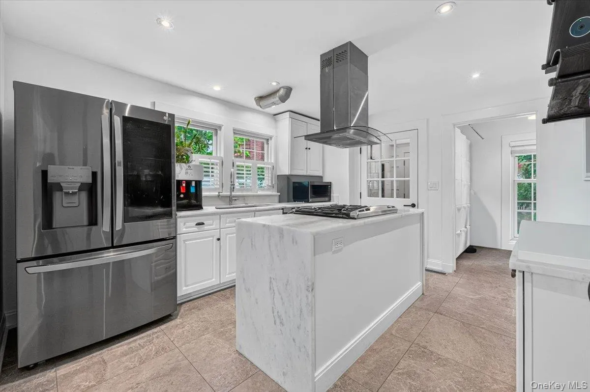 1 Wellington Avenue, New Rochelle, NY, 4 Bedrooms Bedrooms, 13 Rooms Rooms,4 BathroomsBathrooms,Residential,For Rent,Wellington,0,1034952 1 Wellington Avenue, New Rochelle, NY, 4 Bedrooms Bedrooms, 13 Rooms Rooms,4 BathroomsBathrooms,Residential,For Rent,Wellington,0,1034952