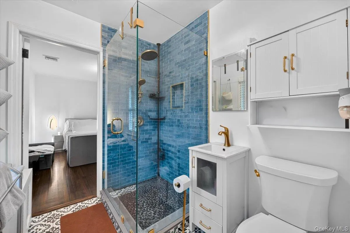 1 Wellington Avenue, New Rochelle, NY, 4 Bedrooms Bedrooms, 13 Rooms Rooms,4 BathroomsBathrooms,Residential,For Rent,Wellington,0,1034952 1 Wellington Avenue, New Rochelle, NY, 4 Bedrooms Bedrooms, 13 Rooms Rooms,4 BathroomsBathrooms,Residential,For Rent,Wellington,0,1034952