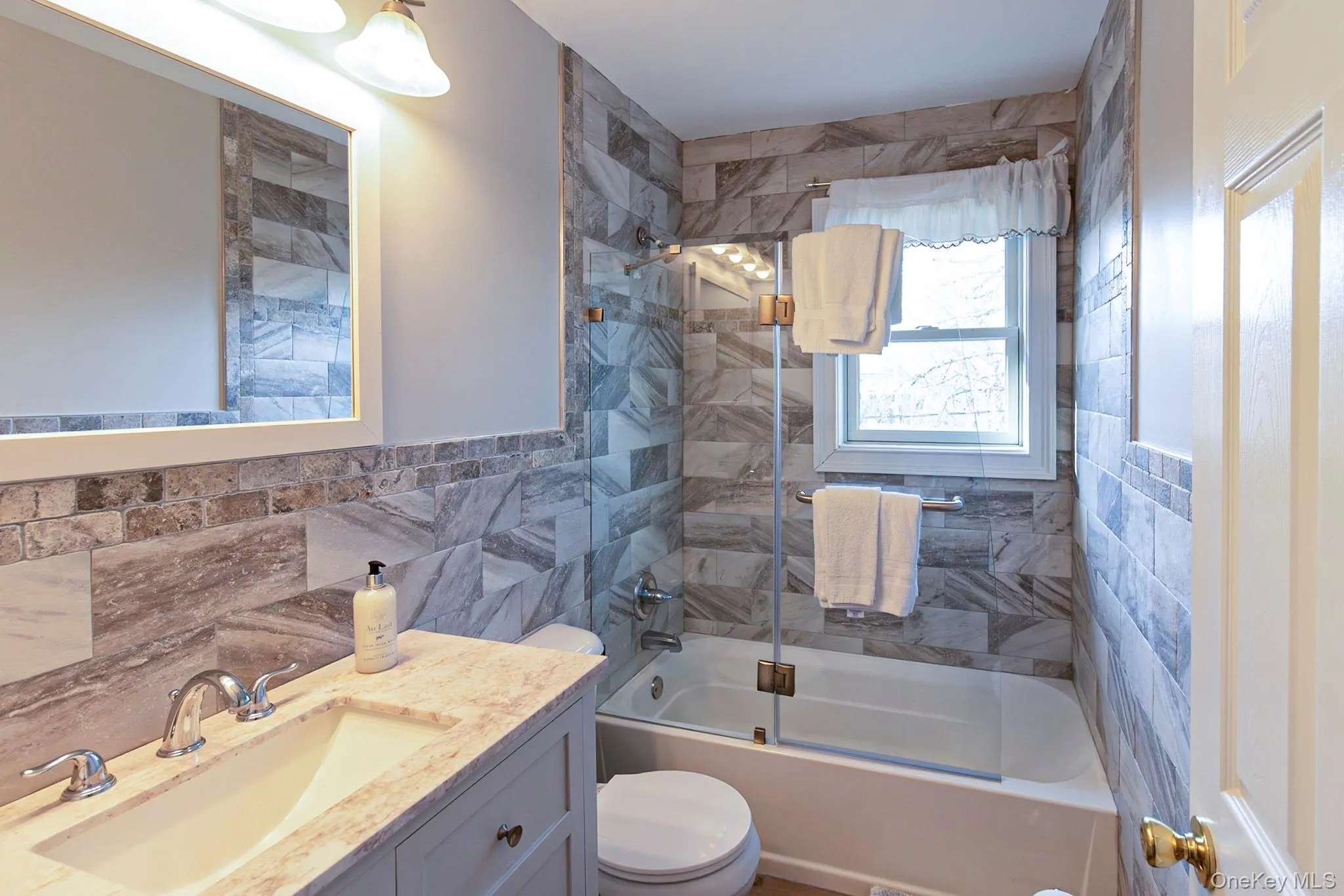 57 Hampton Court, Southampton, NY, 4 Bedrooms Bedrooms, 7 Rooms Rooms,3 BathroomsBathrooms,Residential,For Rent,Hampton,0,1034955 57 Hampton Court, Southampton, NY, 4 Bedrooms Bedrooms, 7 Rooms Rooms,3 BathroomsBathrooms,Residential,For Rent,Hampton,0,1034955