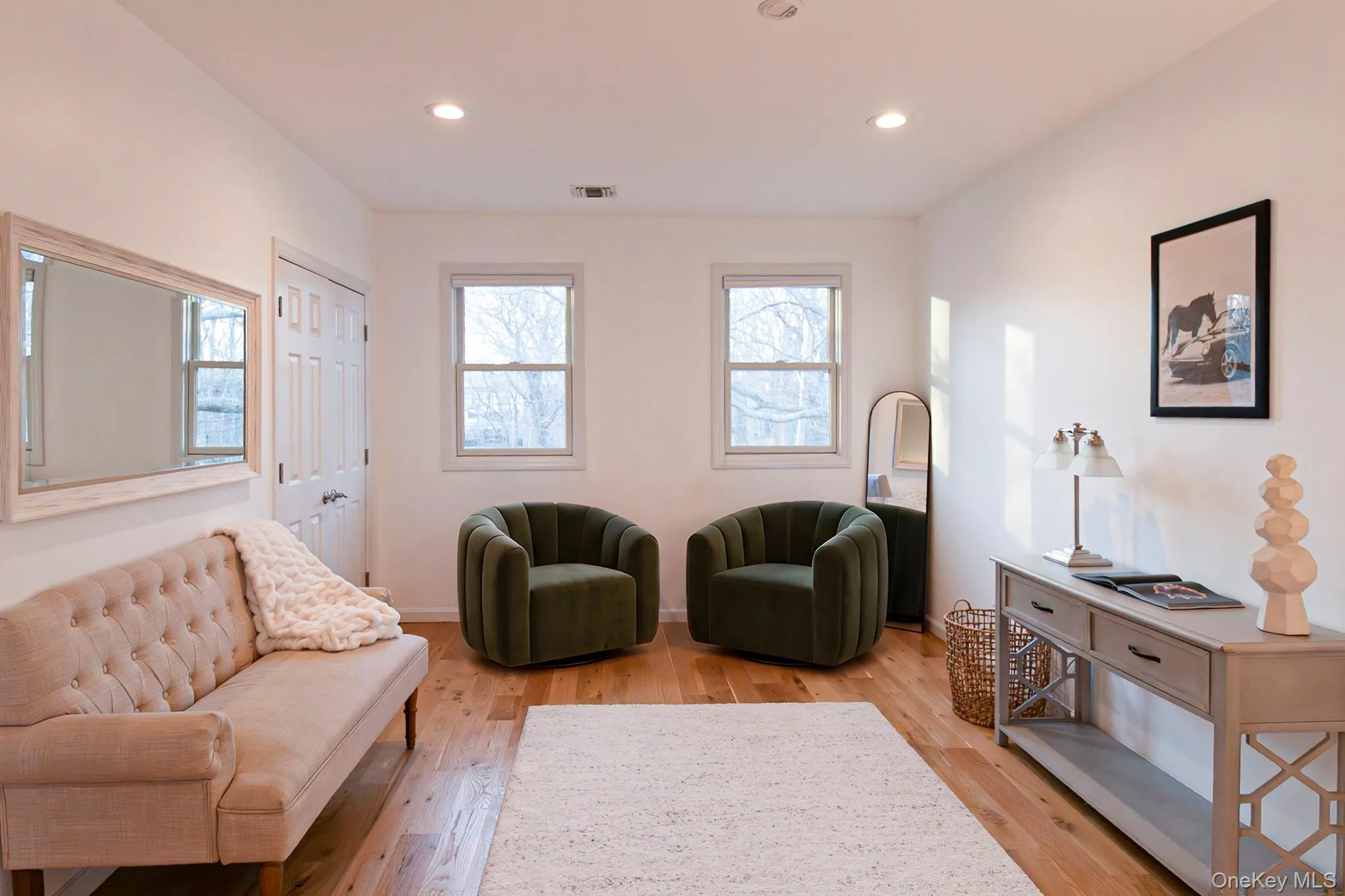 57 Hampton Court, Southampton, NY, 4 Bedrooms Bedrooms, 7 Rooms Rooms,3 BathroomsBathrooms,Residential,For Rent,Hampton,0,1034955 57 Hampton Court, Southampton, NY, 4 Bedrooms Bedrooms, 7 Rooms Rooms,3 BathroomsBathrooms,Residential,For Rent,Hampton,0,1034955