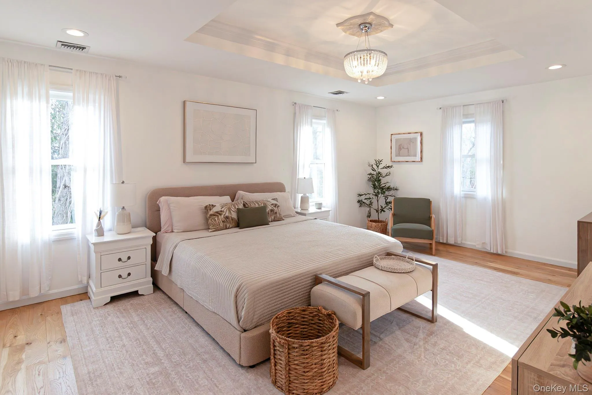 57 Hampton Court, Southampton, NY, 4 Bedrooms Bedrooms, 7 Rooms Rooms,3 BathroomsBathrooms,Residential,For Rent,Hampton,0,1034955 57 Hampton Court, Southampton, NY, 4 Bedrooms Bedrooms, 7 Rooms Rooms,3 BathroomsBathrooms,Residential,For Rent,Hampton,0,1034955