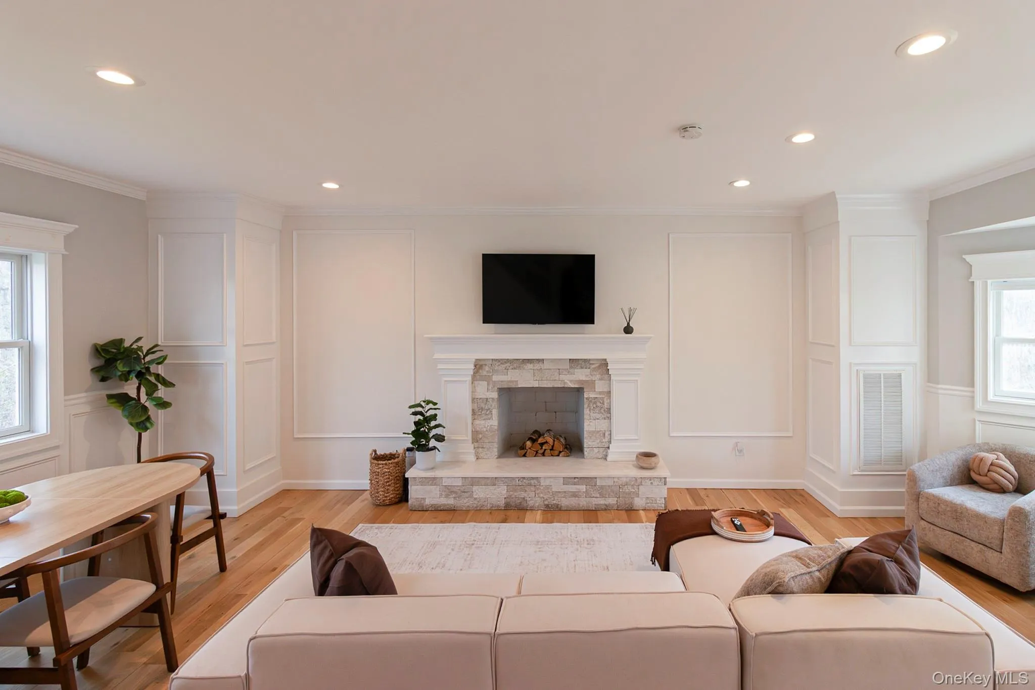 57 Hampton Court, Southampton, NY, 4 Bedrooms Bedrooms, 7 Rooms Rooms,3 BathroomsBathrooms,Residential,For Rent,Hampton,0,1034955 57 Hampton Court, Southampton, NY, 4 Bedrooms Bedrooms, 7 Rooms Rooms,3 BathroomsBathrooms,Residential,For Rent,Hampton,0,1034955