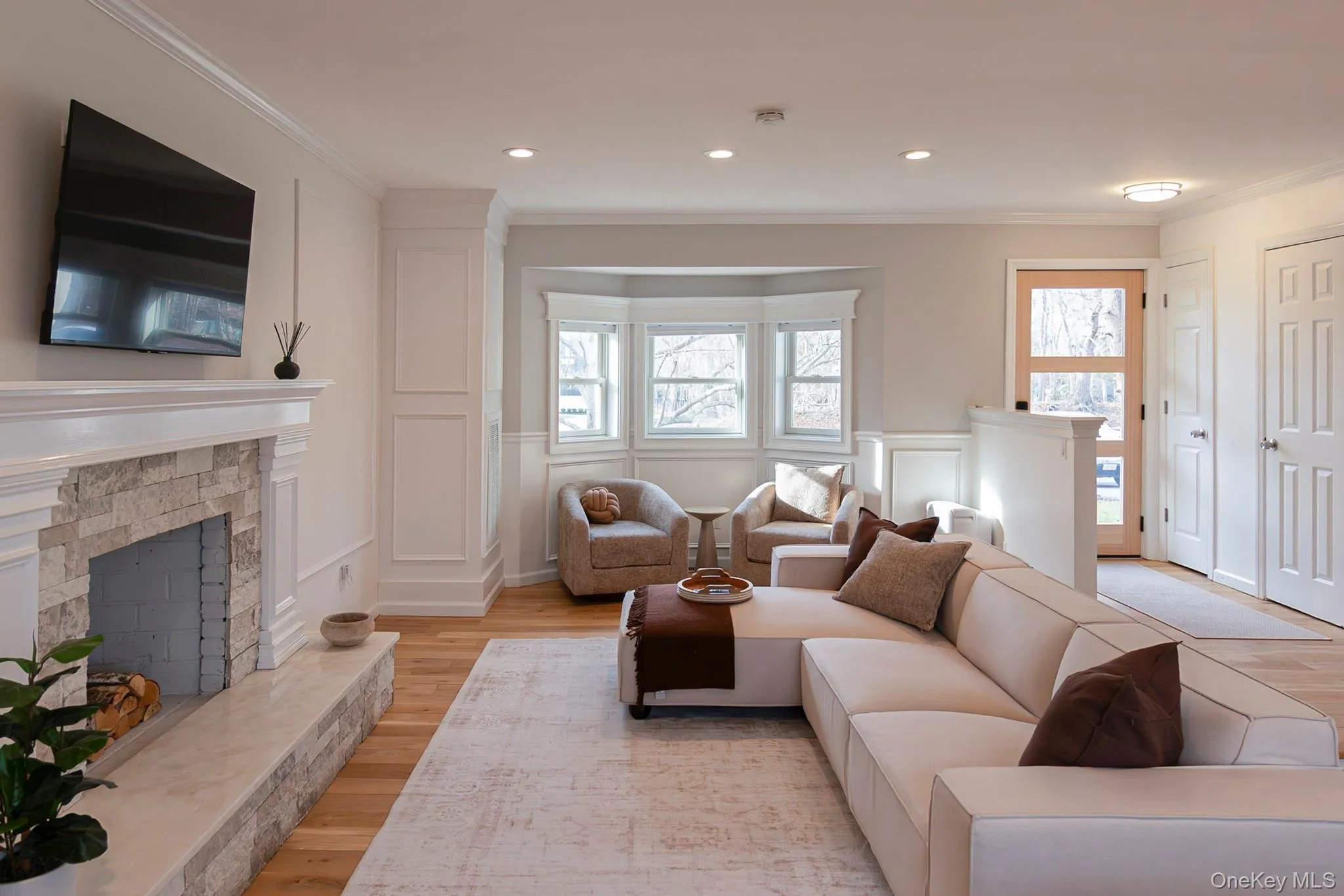 57 Hampton Court, Southampton, NY, 4 Bedrooms Bedrooms, 7 Rooms Rooms,3 BathroomsBathrooms,Residential,For Rent,Hampton,0,1034955 57 Hampton Court, Southampton, NY, 4 Bedrooms Bedrooms, 7 Rooms Rooms,3 BathroomsBathrooms,Residential,For Rent,Hampton,0,1034955