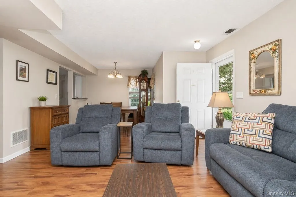 1310 Whispering Hills, Chester Town, NY, 3 Bedrooms Bedrooms, 6 Rooms Rooms,2 BathroomsBathrooms,Residential,For Rent,Whispering,0,1034956 1310 Whispering Hills, Chester Town, NY, 3 Bedrooms Bedrooms, 6 Rooms Rooms,2 BathroomsBathrooms,Residential,For Rent,Whispering,0,1034956