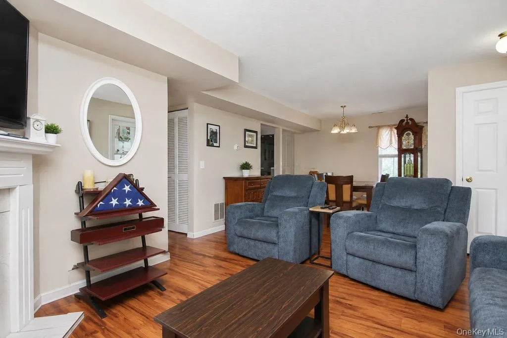 1310 Whispering Hills, Chester Town, NY, 3 Bedrooms Bedrooms, 6 Rooms Rooms,2 BathroomsBathrooms,Residential,For Rent,Whispering,0,1034956 1310 Whispering Hills, Chester Town, NY, 3 Bedrooms Bedrooms, 6 Rooms Rooms,2 BathroomsBathrooms,Residential,For Rent,Whispering,0,1034956