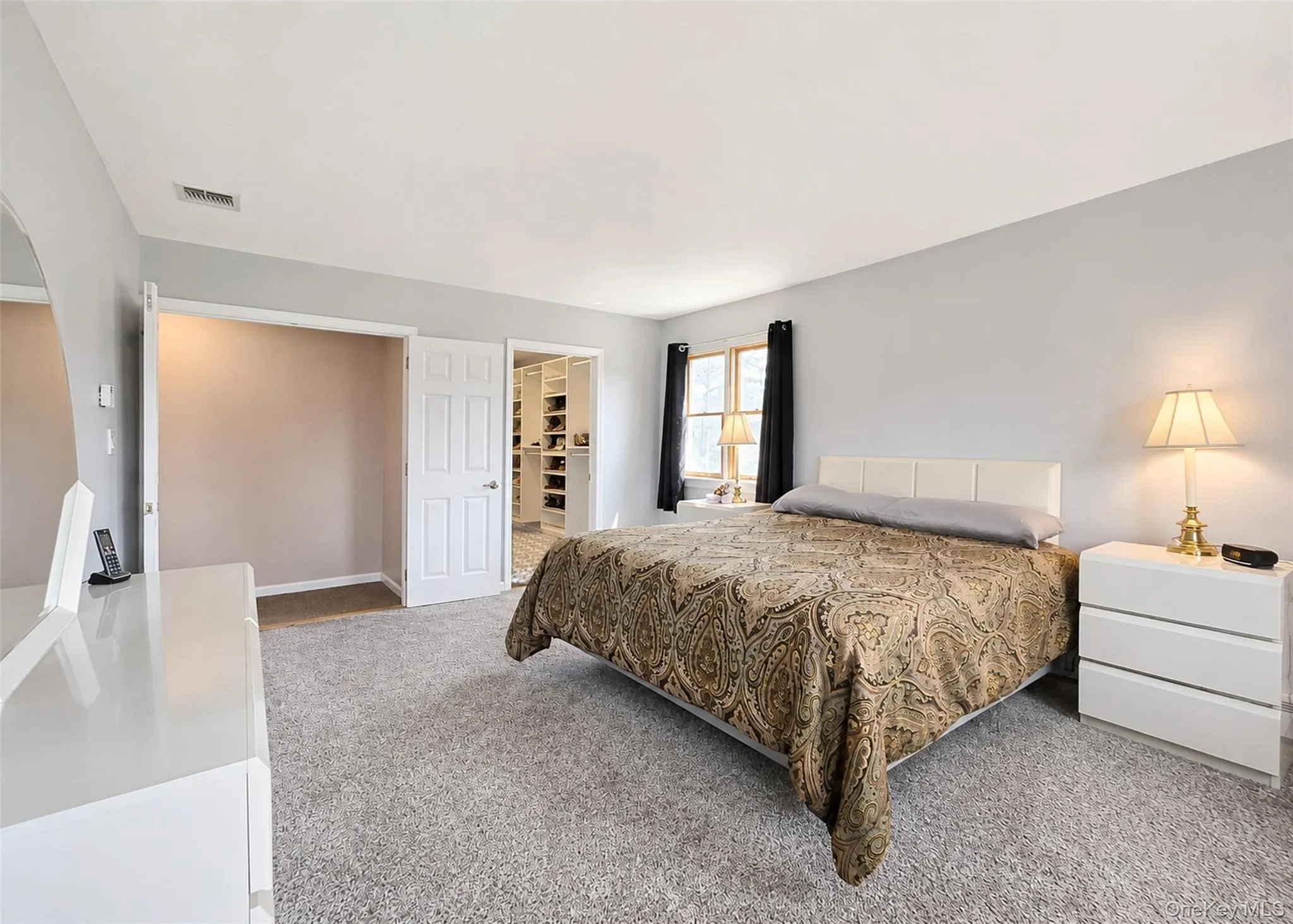 73 Springmeadow Drive, Islip, NY, 5 Bedrooms Bedrooms, 15 Rooms Rooms,3 BathroomsBathrooms,Residential,For Rent,Springmeadow,0,1034957 73 Springmeadow Drive, Islip, NY, 5 Bedrooms Bedrooms, 15 Rooms Rooms,3 BathroomsBathrooms,Residential,For Rent,Springmeadow,0,1034957