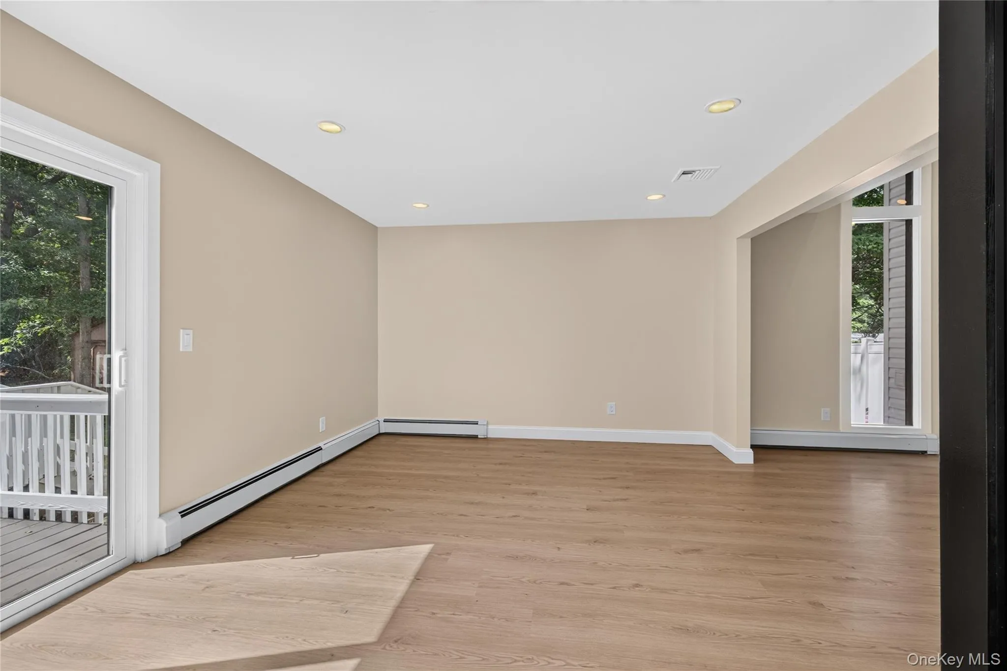 96 Chestnut Street, Brookhaven, NY, 4 Bedrooms Bedrooms, 8 Rooms Rooms,2 BathroomsBathrooms,Residential,For Rent,Chestnut,0,1034959 96 Chestnut Street, Brookhaven, NY, 4 Bedrooms Bedrooms, 8 Rooms Rooms,2 BathroomsBathrooms,Residential,For Rent,Chestnut,0,1034959