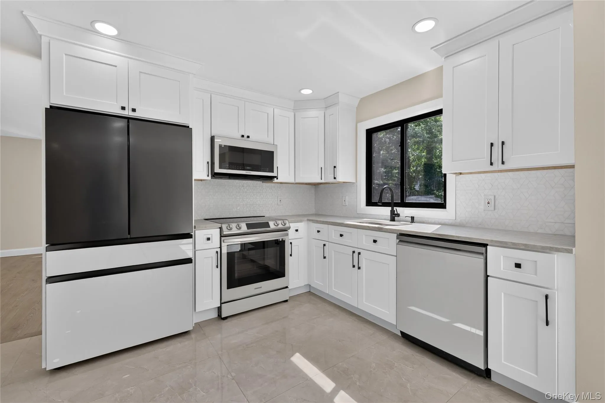 96 Chestnut Street, Brookhaven, NY, 4 Bedrooms Bedrooms, 8 Rooms Rooms,2 BathroomsBathrooms,Residential,For Rent,Chestnut,0,1034959 96 Chestnut Street, Brookhaven, NY, 4 Bedrooms Bedrooms, 8 Rooms Rooms,2 BathroomsBathrooms,Residential,For Rent,Chestnut,0,1034959