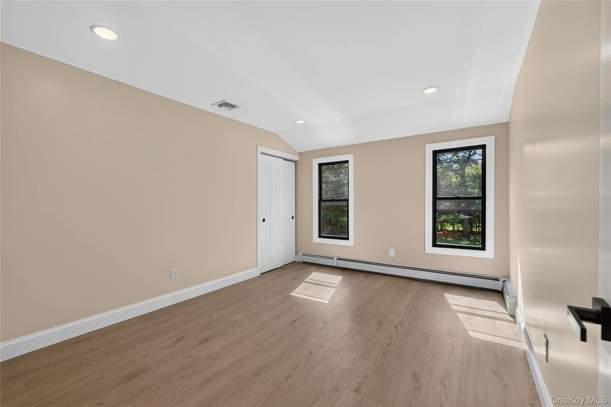 96 Chestnut Street, Brookhaven, NY, 4 Bedrooms Bedrooms, 8 Rooms Rooms,2 BathroomsBathrooms,Residential,For Rent,Chestnut,0,1034959 96 Chestnut Street, Brookhaven, NY, 4 Bedrooms Bedrooms, 8 Rooms Rooms,2 BathroomsBathrooms,Residential,For Rent,Chestnut,0,1034959