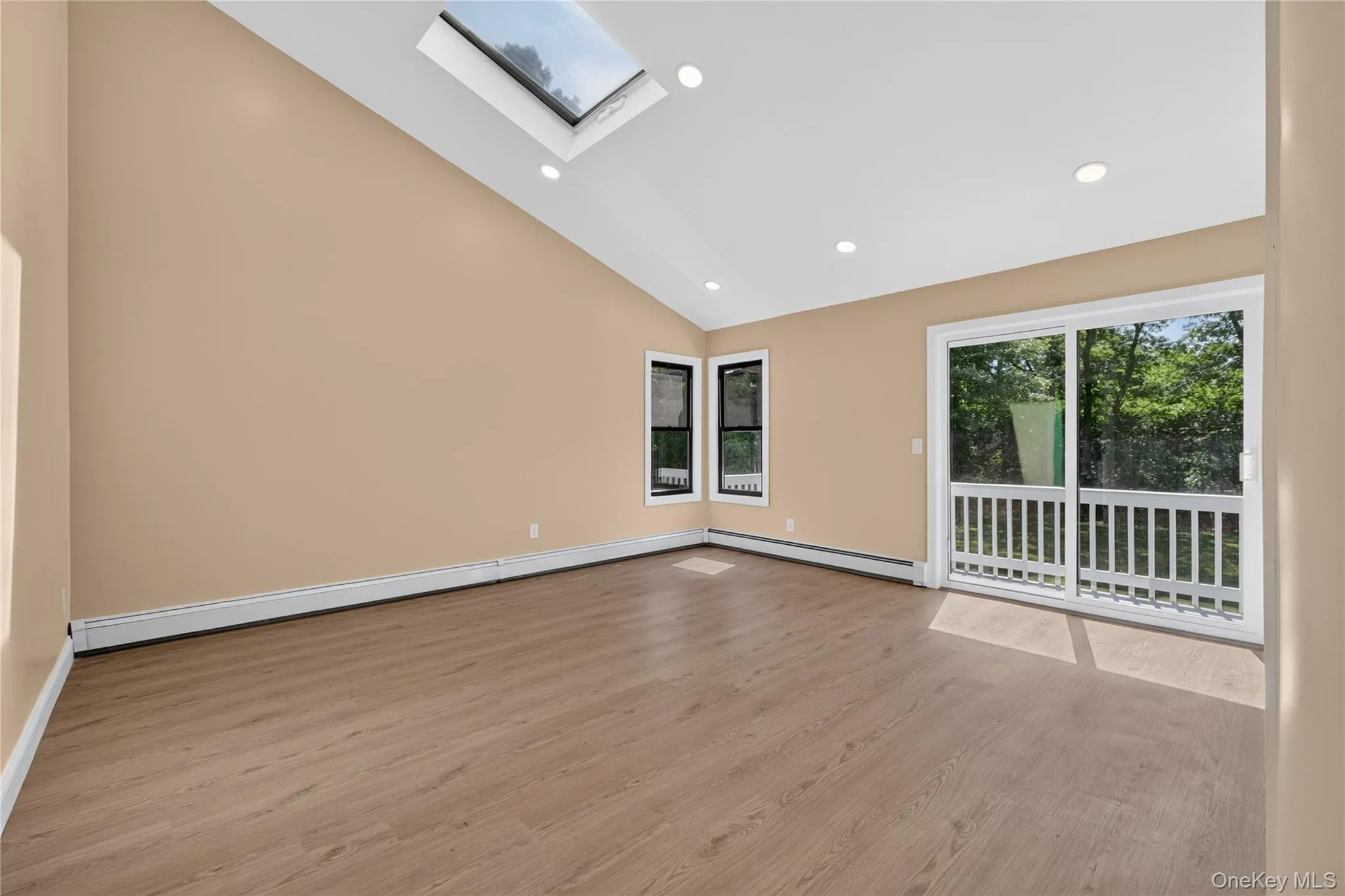 96 Chestnut Street, Brookhaven, NY, 4 Bedrooms Bedrooms, 8 Rooms Rooms,2 BathroomsBathrooms,Residential,For Rent,Chestnut,0,1034959 96 Chestnut Street, Brookhaven, NY, 4 Bedrooms Bedrooms, 8 Rooms Rooms,2 BathroomsBathrooms,Residential,For Rent,Chestnut,0,1034959