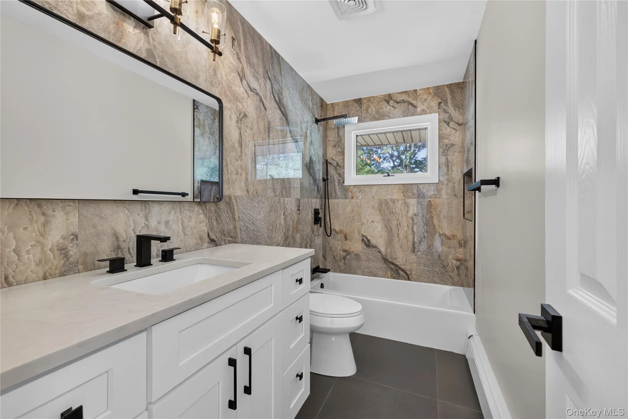 96 Chestnut Street, Brookhaven, NY, 4 Bedrooms Bedrooms, 8 Rooms Rooms,2 BathroomsBathrooms,Residential,For Rent,Chestnut,0,1034959 96 Chestnut Street, Brookhaven, NY, 4 Bedrooms Bedrooms, 8 Rooms Rooms,2 BathroomsBathrooms,Residential,For Rent,Chestnut,0,1034959