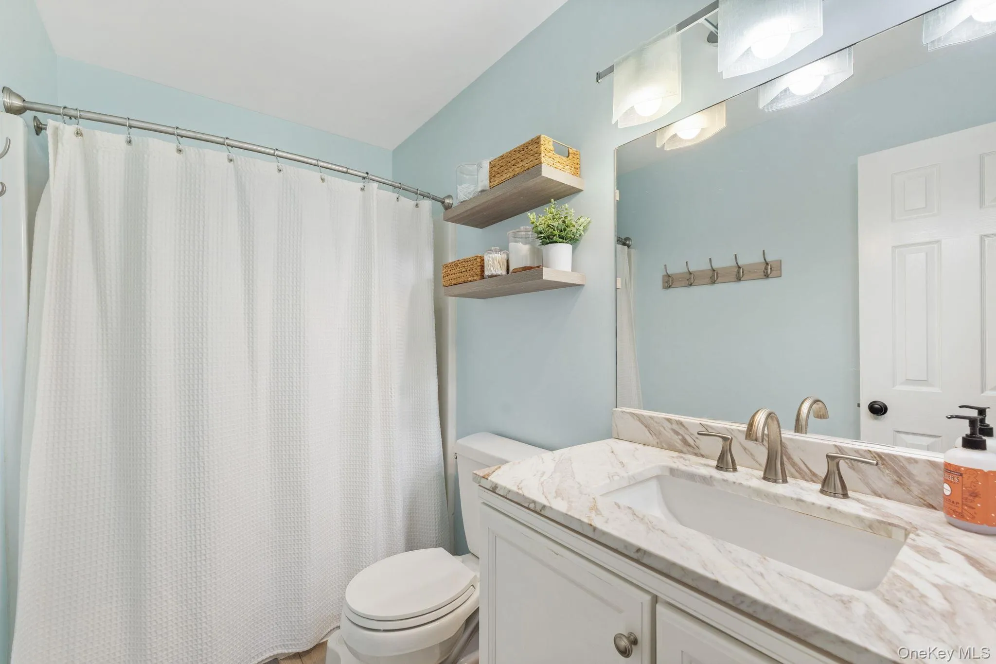 En suite bathroom. En suite bathroom.