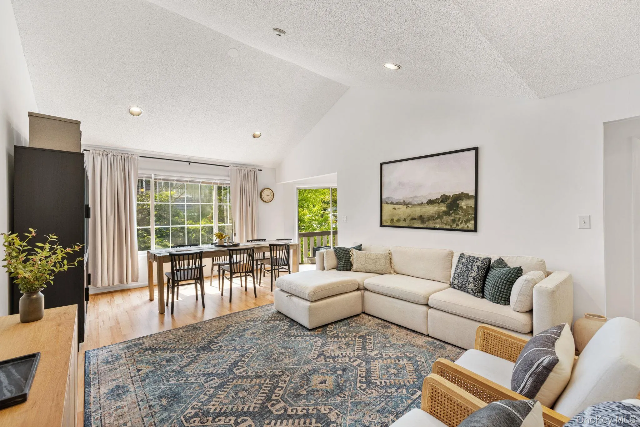 Living area. Living area.