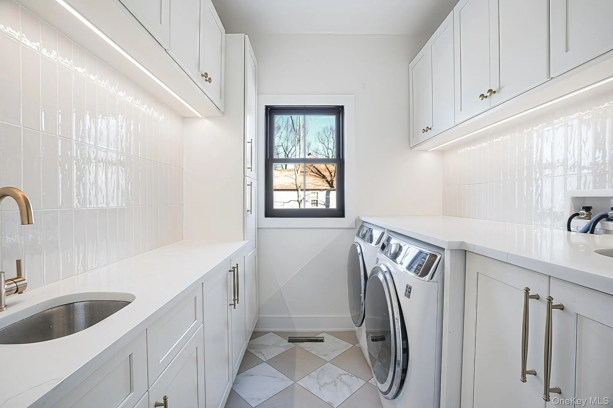 15 Dogwood Road, East Fishkill, NY, 4 Bedrooms Bedrooms, 11 Rooms Rooms,3 BathroomsBathrooms,Residential,For Rent,Dogwood,0,1034965 15 Dogwood Road, East Fishkill, NY, 4 Bedrooms Bedrooms, 11 Rooms Rooms,3 BathroomsBathrooms,Residential,For Rent,Dogwood,0,1034965