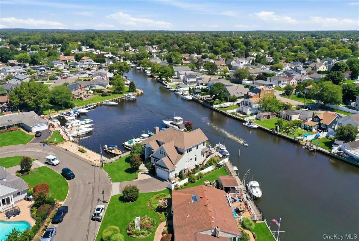 11 Angelica Court, West Babylon, NY, 5 Bedrooms Bedrooms, 9 Rooms Rooms,2 BathroomsBathrooms,Residential,For Rent,Angelica,0,1034966 11 Angelica Court, West Babylon, NY, 5 Bedrooms Bedrooms, 9 Rooms Rooms,2 BathroomsBathrooms,Residential,For Rent,Angelica,0,1034966