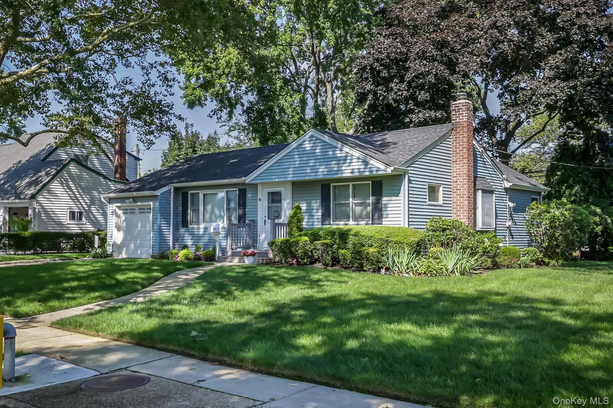 38 Linwood Avenue, Oyster Bay, NY, 3 Bedrooms Bedrooms, 6 Rooms Rooms,1 BathroomBathrooms,Residential,For Rent,Linwood,0,1034968 38 Linwood Avenue, Oyster Bay, NY, 3 Bedrooms Bedrooms, 6 Rooms Rooms,1 BathroomBathrooms,Residential,For Rent,Linwood,0,1034968