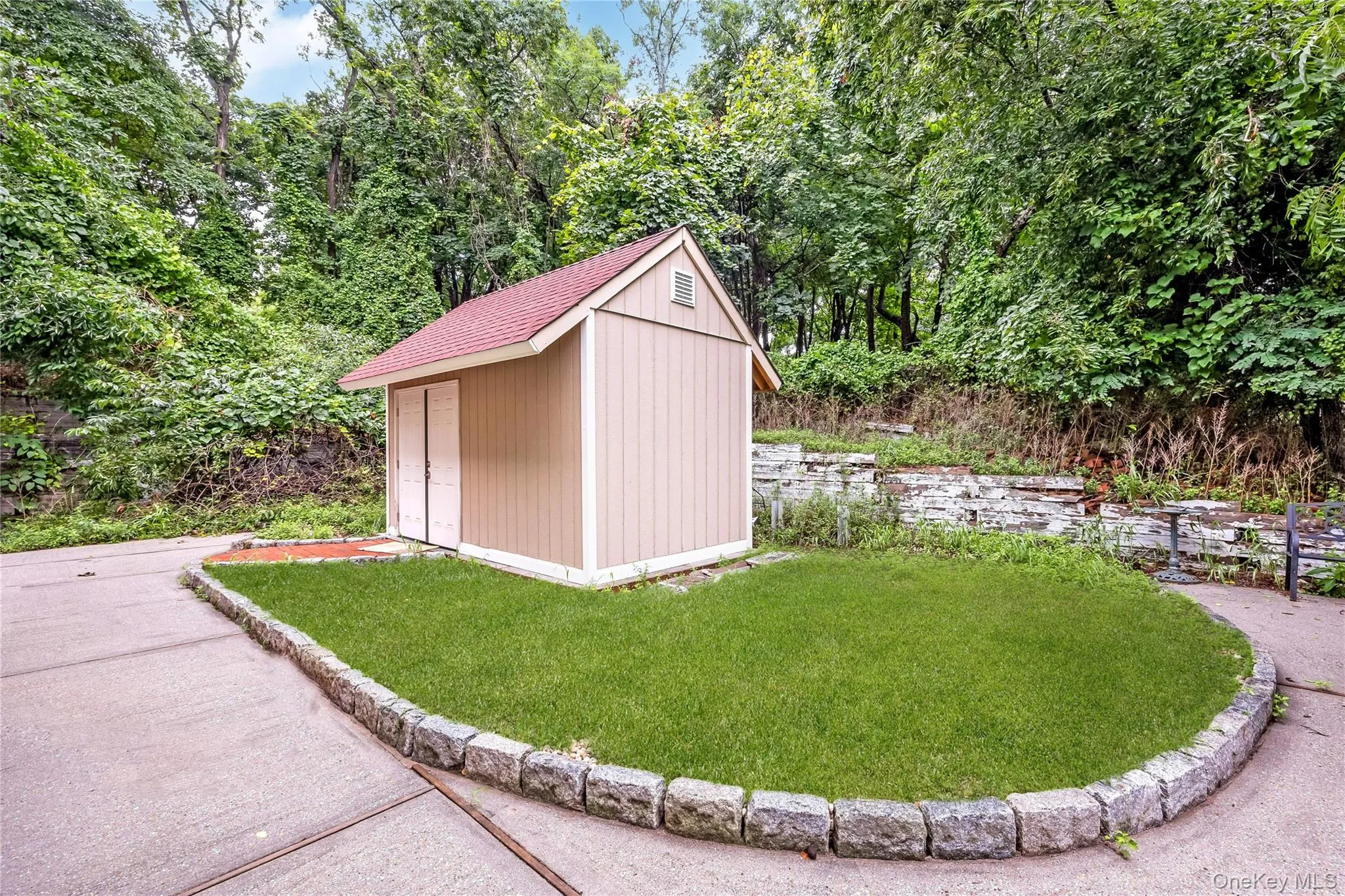21 Sams Path, Brookhaven, NY, 4 Bedrooms Bedrooms, 7 Rooms Rooms,2 BathroomsBathrooms,Residential,For Rent,Sams,0,1034970 21 Sams Path, Brookhaven, NY, 4 Bedrooms Bedrooms, 7 Rooms Rooms,2 BathroomsBathrooms,Residential,For Rent,Sams,0,1034970