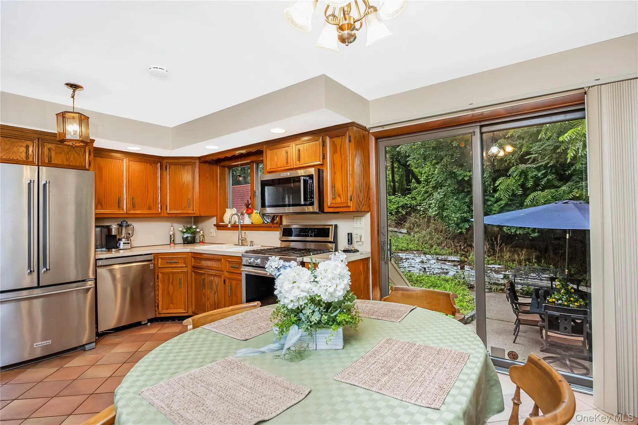 21 Sams Path, Brookhaven, NY, 4 Bedrooms Bedrooms, 7 Rooms Rooms,2 BathroomsBathrooms,Residential,For Rent,Sams,0,1034970 21 Sams Path, Brookhaven, NY, 4 Bedrooms Bedrooms, 7 Rooms Rooms,2 BathroomsBathrooms,Residential,For Rent,Sams,0,1034970