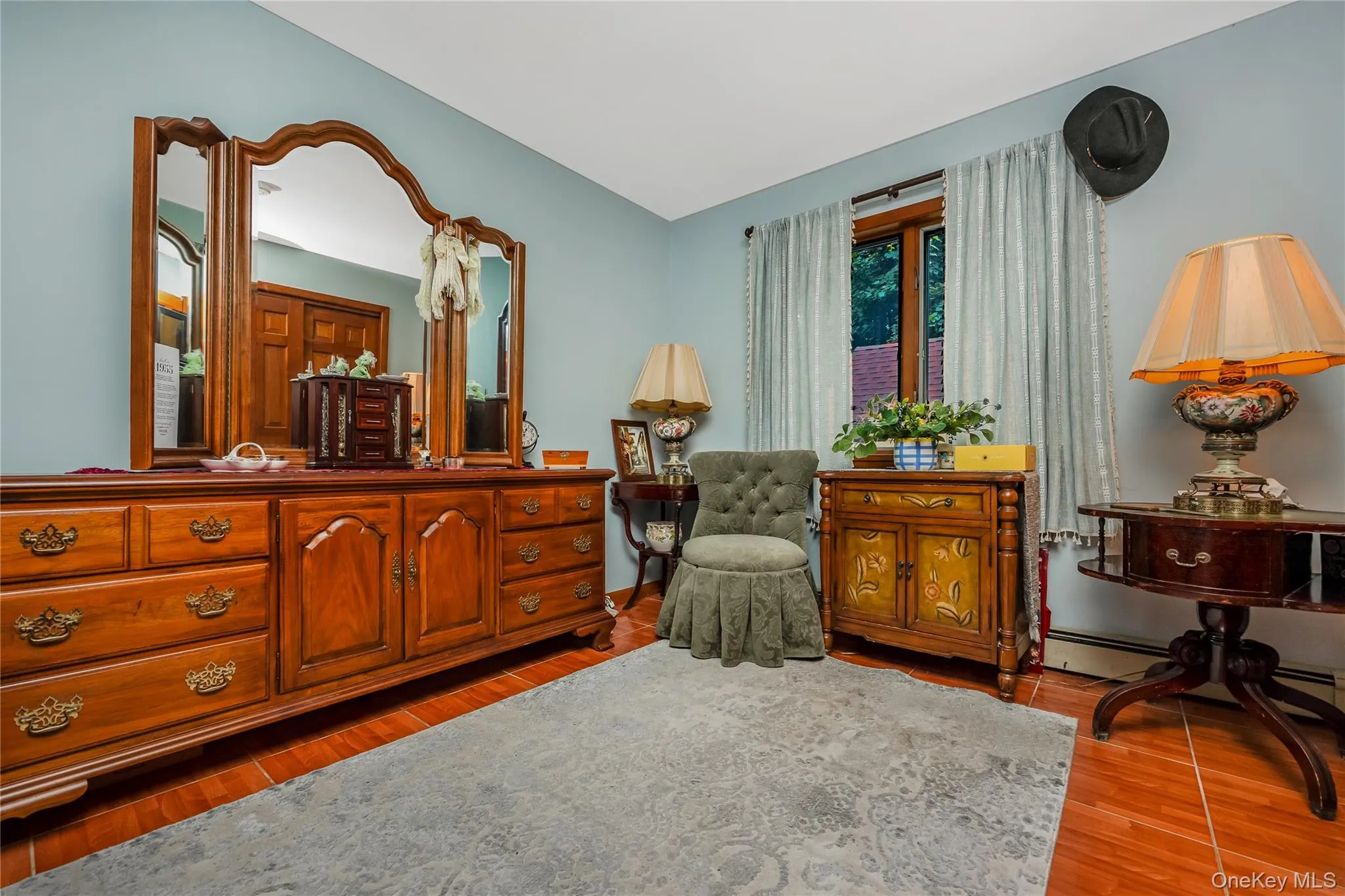 21 Sams Path, Brookhaven, NY, 4 Bedrooms Bedrooms, 7 Rooms Rooms,2 BathroomsBathrooms,Residential,For Rent,Sams,0,1034970 21 Sams Path, Brookhaven, NY, 4 Bedrooms Bedrooms, 7 Rooms Rooms,2 BathroomsBathrooms,Residential,For Rent,Sams,0,1034970