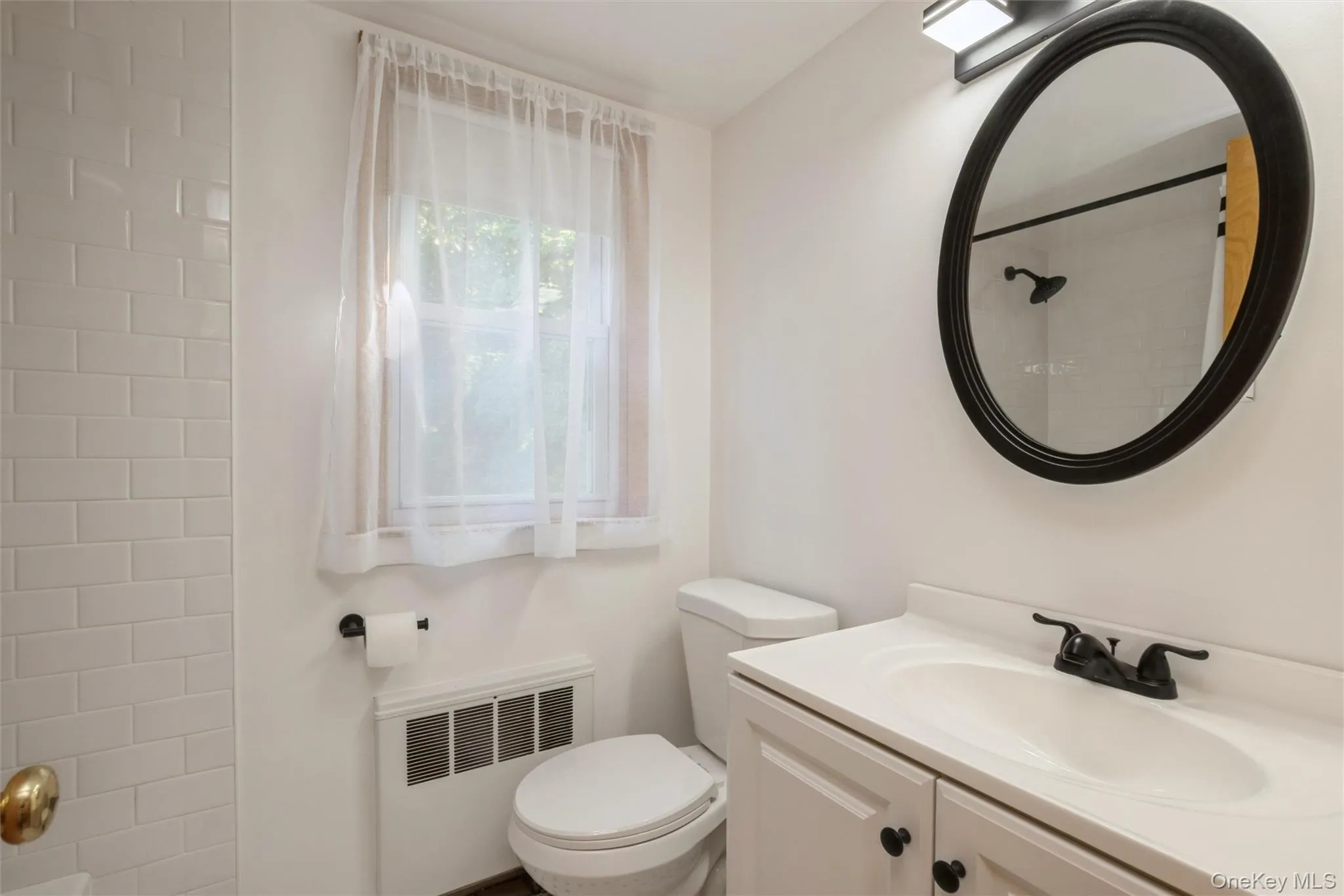 Upstairs Bath Upstairs Bath