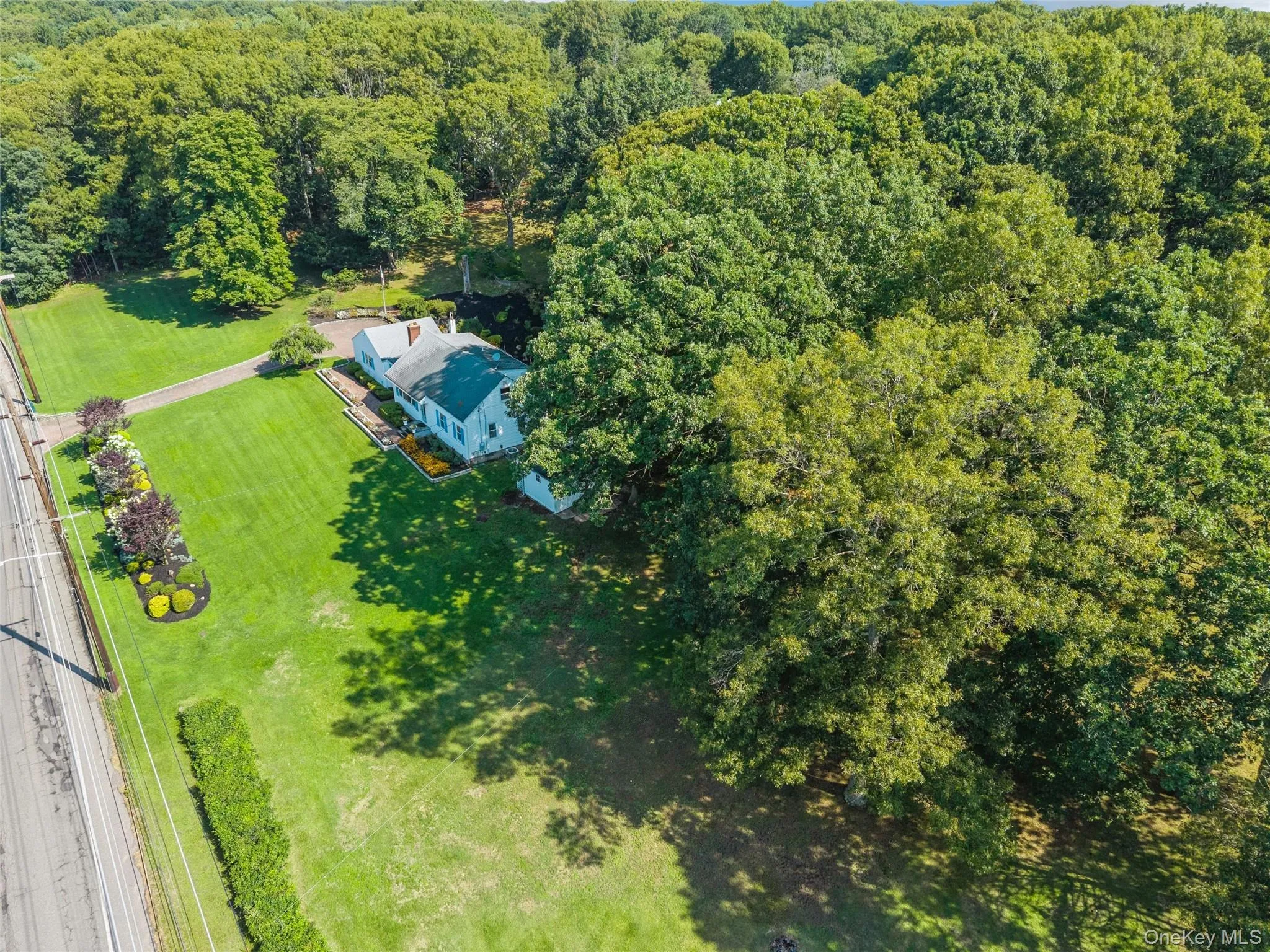 Rare & Beautiful 2.48 acres Rare & Beautiful 2.48 acres