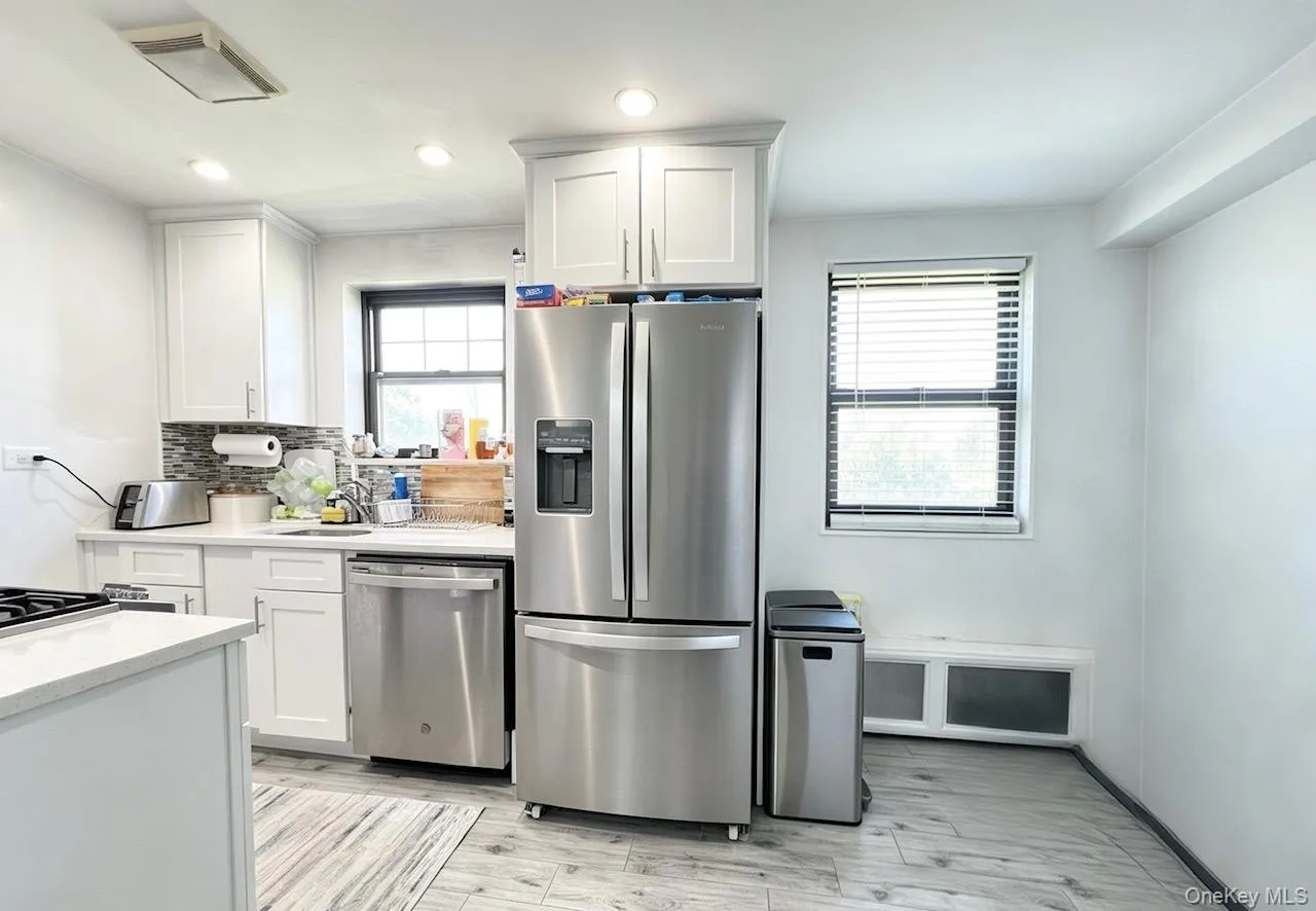 67-67 136TH STREET, New York, NY, 2 Bedrooms Bedrooms, 5 Rooms Rooms,1 BathroomBathrooms,Residential,For Rent,136TH STREET,0,1034975 67-67 136TH STREET, New York, NY, 2 Bedrooms Bedrooms, 5 Rooms Rooms,1 BathroomBathrooms,Residential,For Rent,136TH STREET,0,1034975