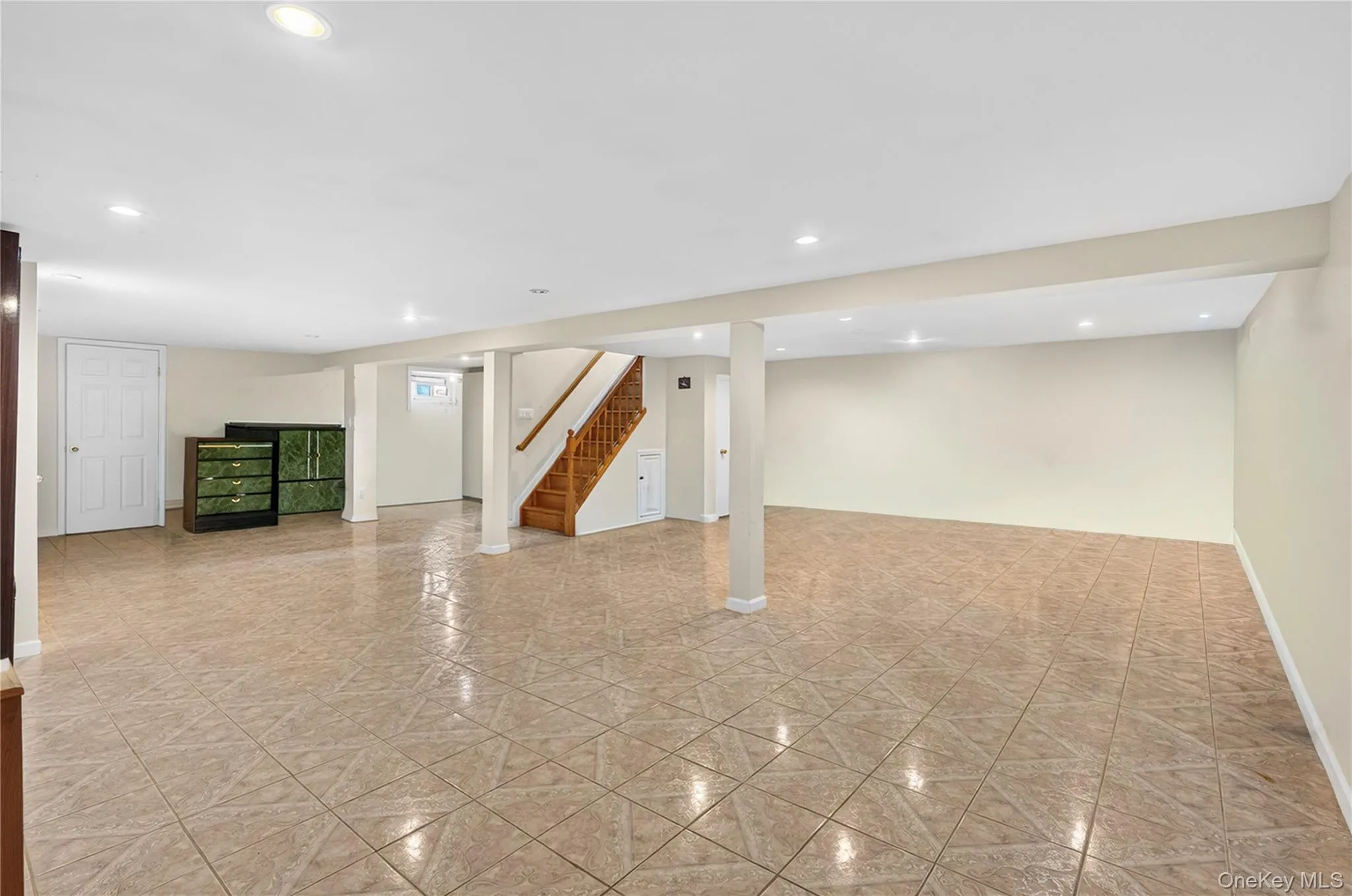 108 Marcus Avenue, North Hempstead, NY, 3 Bedrooms Bedrooms, 6 Rooms Rooms,2 BathroomsBathrooms,Residential,For Rent,Marcus,0,1034978 108 Marcus Avenue, North Hempstead, NY, 3 Bedrooms Bedrooms, 6 Rooms Rooms,2 BathroomsBathrooms,Residential,For Rent,Marcus,0,1034978