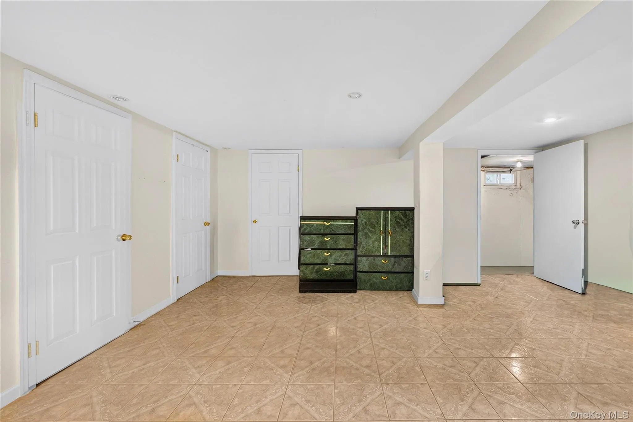 108 Marcus Avenue, North Hempstead, NY, 3 Bedrooms Bedrooms, 6 Rooms Rooms,2 BathroomsBathrooms,Residential,For Rent,Marcus,0,1034978 108 Marcus Avenue, North Hempstead, NY, 3 Bedrooms Bedrooms, 6 Rooms Rooms,2 BathroomsBathrooms,Residential,For Rent,Marcus,0,1034978