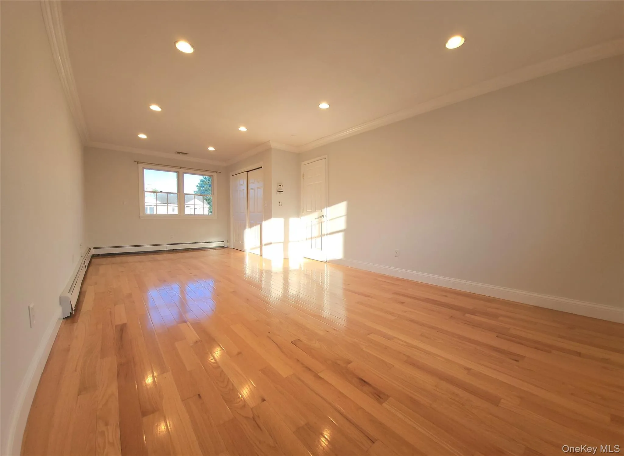 34 Arch Lane, Oyster Bay, NY, 5 Bedrooms Bedrooms, 10 Rooms Rooms,2 BathroomsBathrooms,Residential Lease,For Rent,Arch,0,1034979 34 Arch Lane, Oyster Bay, NY, 5 Bedrooms Bedrooms, 10 Rooms Rooms,2 BathroomsBathrooms,Residential Lease,For Rent,Arch,0,1034979