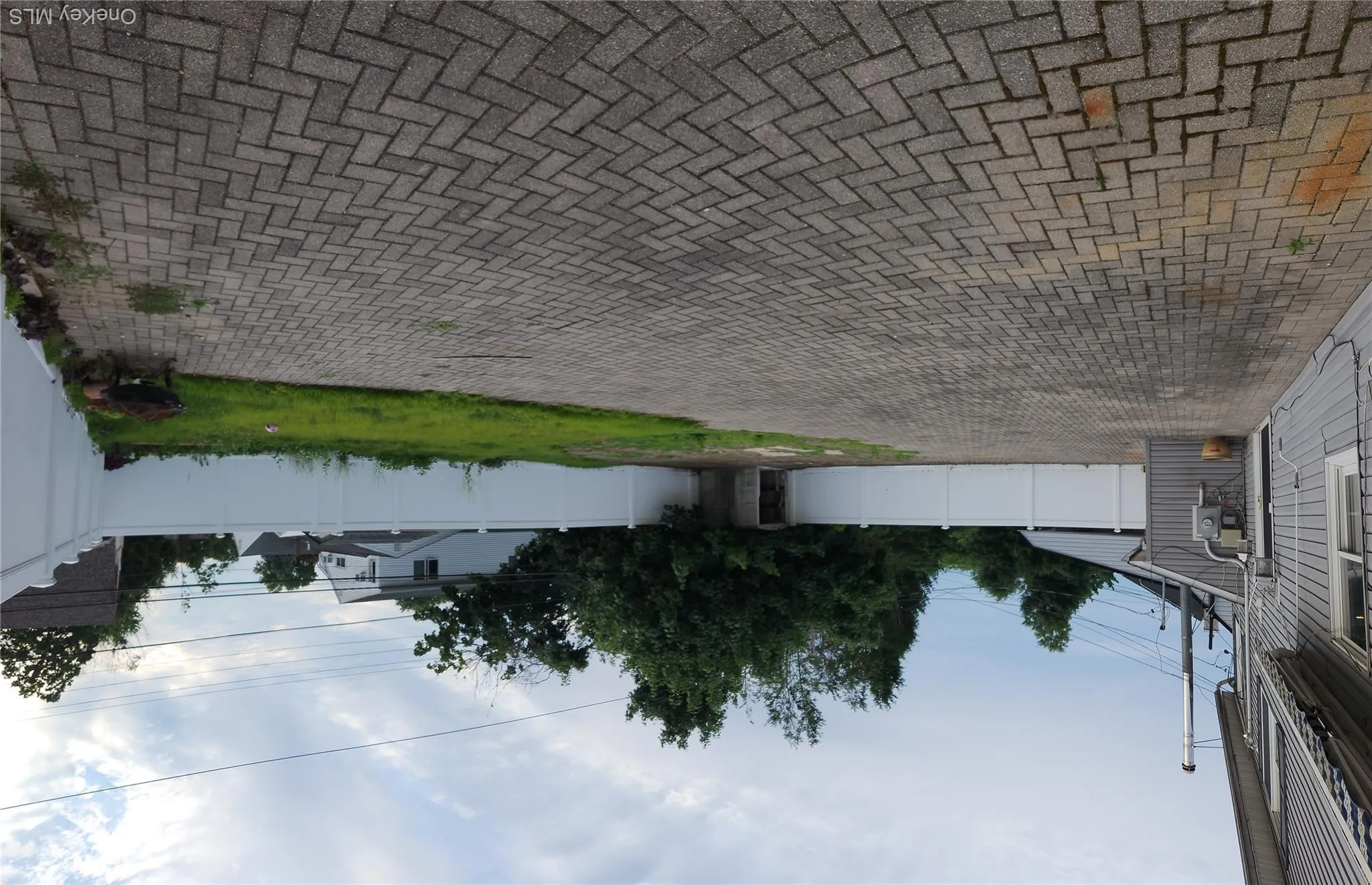 34 Arch Lane, Oyster Bay, NY, 5 Bedrooms Bedrooms, 10 Rooms Rooms,2 BathroomsBathrooms,Residential Lease,For Rent,Arch,0,1034979 34 Arch Lane, Oyster Bay, NY, 5 Bedrooms Bedrooms, 10 Rooms Rooms,2 BathroomsBathrooms,Residential Lease,For Rent,Arch,0,1034979