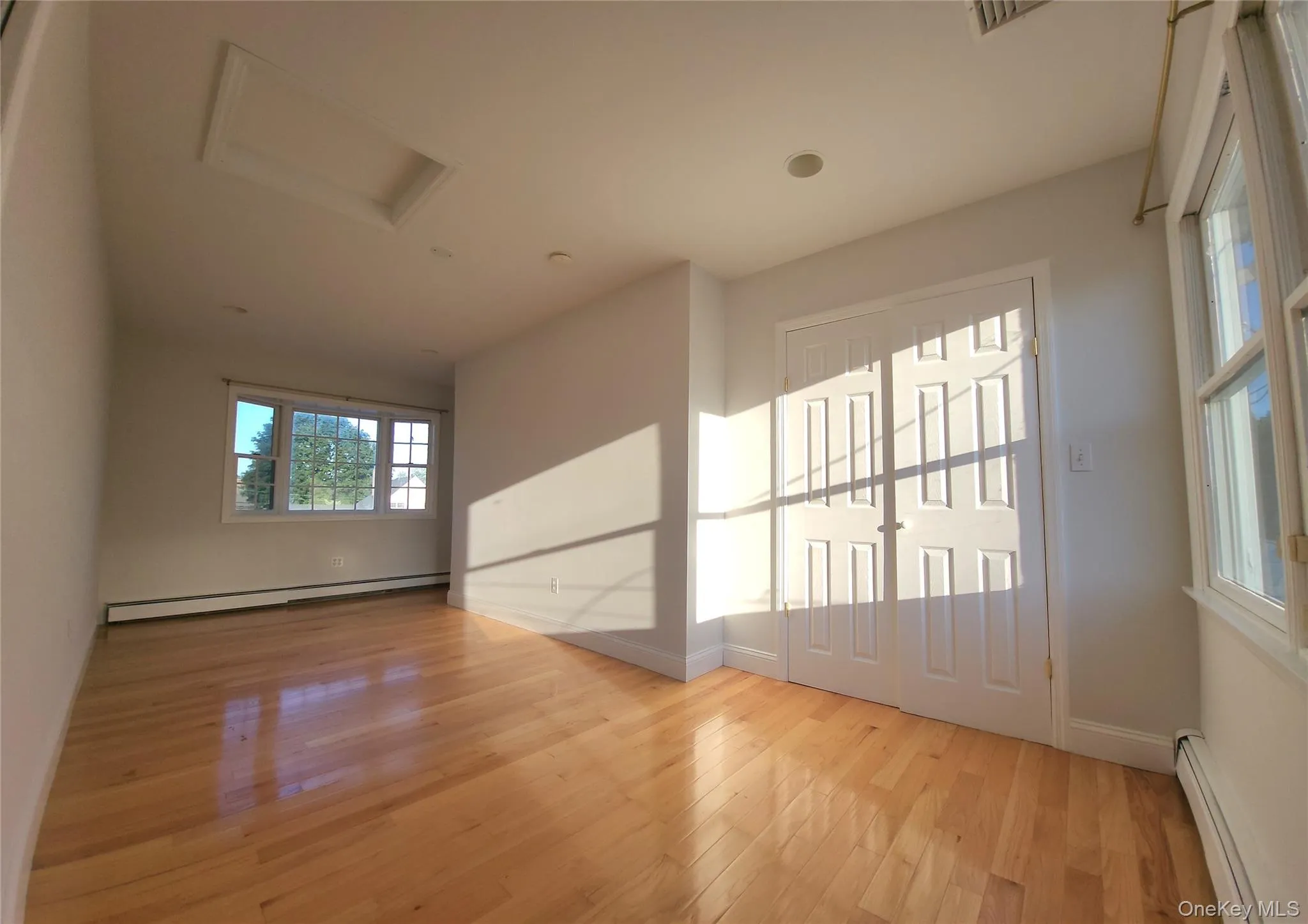 34 Arch Lane, Oyster Bay, NY, 5 Bedrooms Bedrooms, 10 Rooms Rooms,2 BathroomsBathrooms,Residential Lease,For Rent,Arch,0,1034979 34 Arch Lane, Oyster Bay, NY, 5 Bedrooms Bedrooms, 10 Rooms Rooms,2 BathroomsBathrooms,Residential Lease,For Rent,Arch,0,1034979