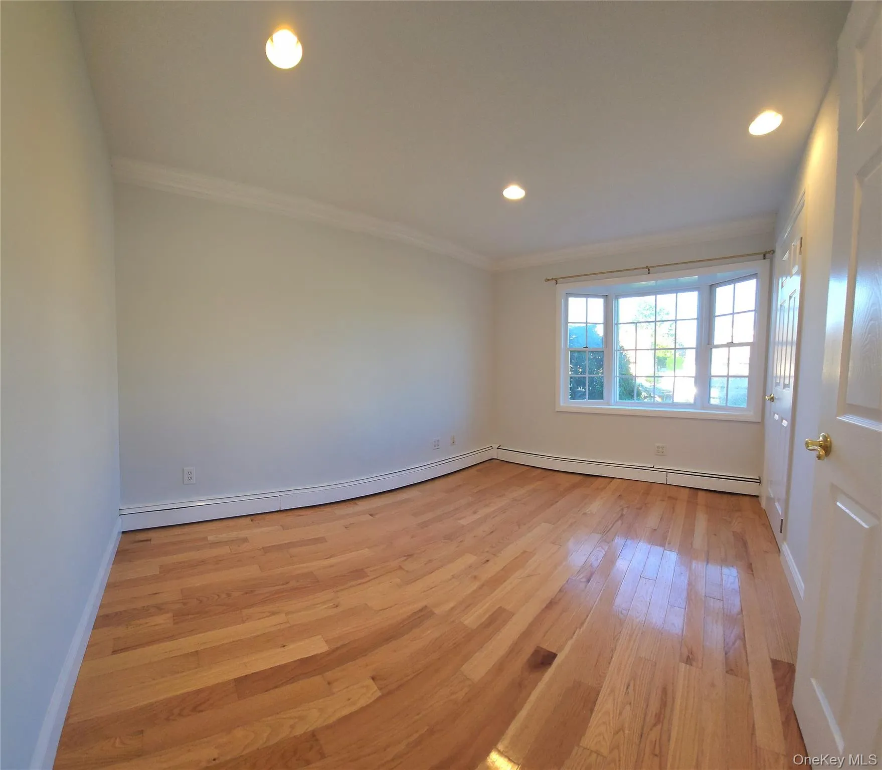 34 Arch Lane, Oyster Bay, NY, 5 Bedrooms Bedrooms, 10 Rooms Rooms,2 BathroomsBathrooms,Residential Lease,For Rent,Arch,0,1034979 34 Arch Lane, Oyster Bay, NY, 5 Bedrooms Bedrooms, 10 Rooms Rooms,2 BathroomsBathrooms,Residential Lease,For Rent,Arch,0,1034979