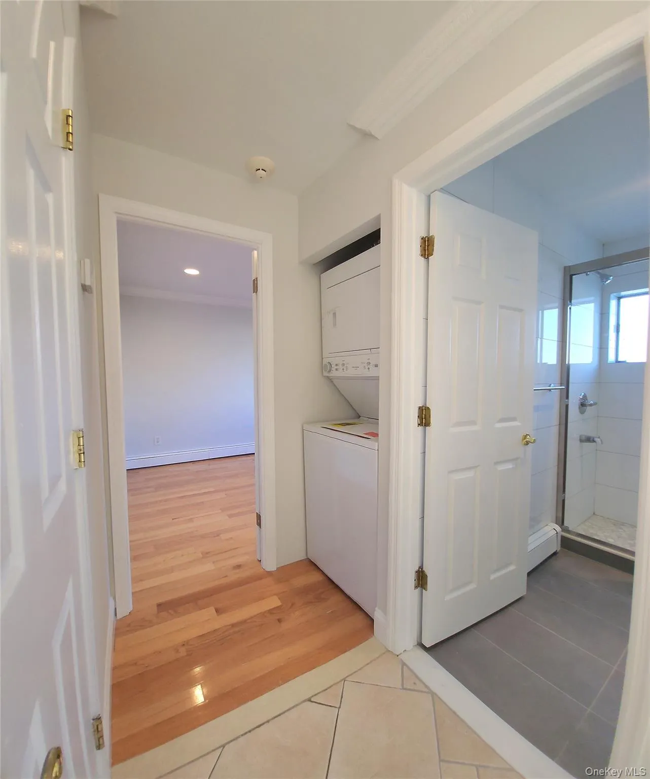 34 Arch Lane, Oyster Bay, NY, 5 Bedrooms Bedrooms, 10 Rooms Rooms,2 BathroomsBathrooms,Residential Lease,For Rent,Arch,0,1034979 34 Arch Lane, Oyster Bay, NY, 5 Bedrooms Bedrooms, 10 Rooms Rooms,2 BathroomsBathrooms,Residential Lease,For Rent,Arch,0,1034979