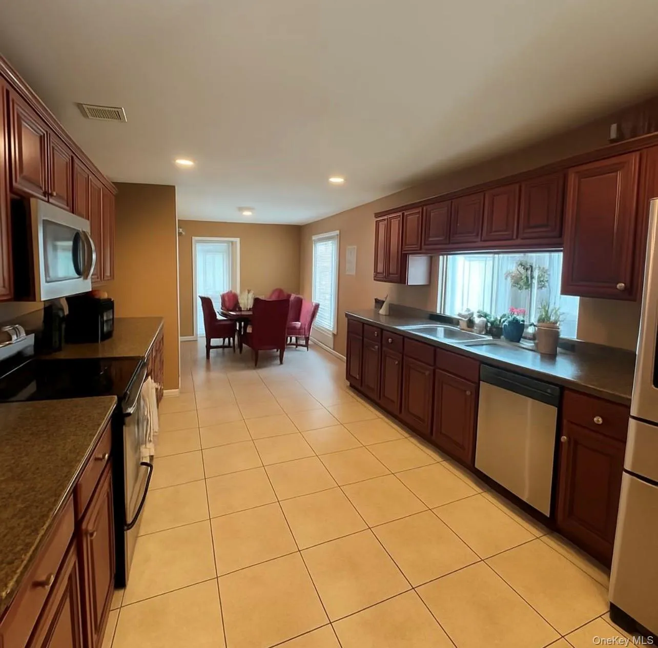 7 Carston Street, Brookhaven, NY, 4 Bedrooms Bedrooms, 9 Rooms Rooms,2 BathroomsBathrooms,Residential,For Rent,Carston,0,1034982 7 Carston Street, Brookhaven, NY, 4 Bedrooms Bedrooms, 9 Rooms Rooms,2 BathroomsBathrooms,Residential,For Rent,Carston,0,1034982