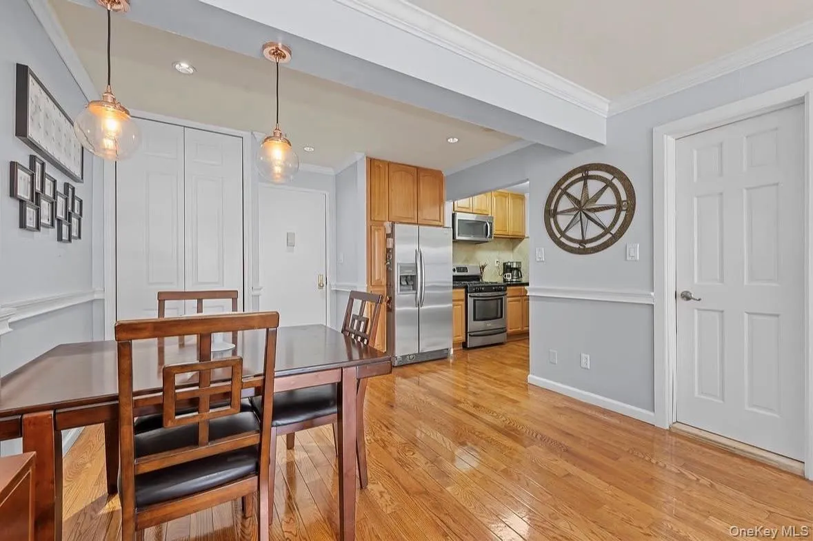5803 Calloway Street, New York, NY, 1 Bedroom Bedrooms, 3 Rooms Rooms,1 BathroomBathrooms,Residential,For Rent,Calloway Street,0,1034984 5803 Calloway Street, New York, NY, 1 Bedroom Bedrooms, 3 Rooms Rooms,1 BathroomBathrooms,Residential,For Rent,Calloway Street,0,1034984