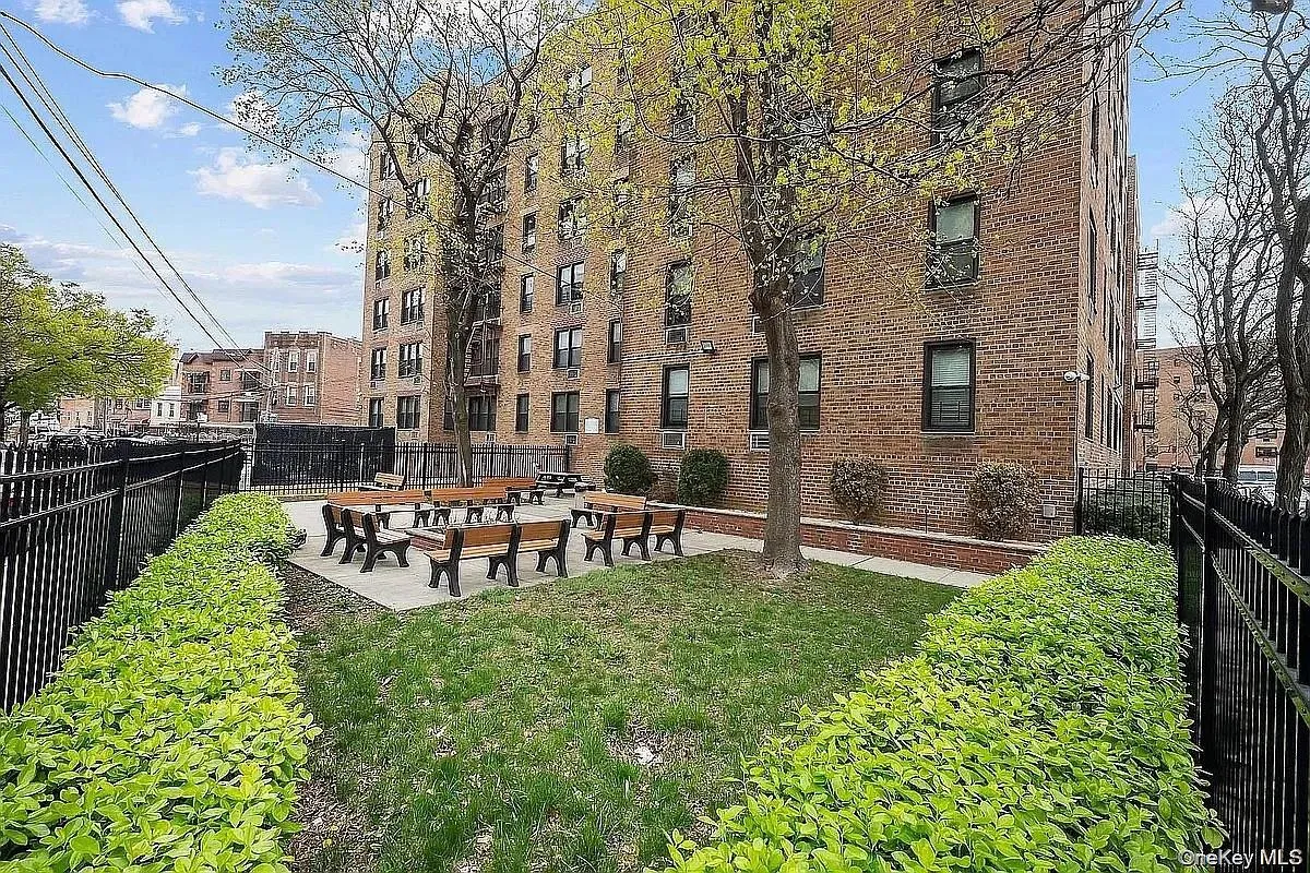 5803 Calloway Street, New York, NY, 1 Bedroom Bedrooms, 3 Rooms Rooms,1 BathroomBathrooms,Residential,For Rent,Calloway Street,0,1034984 5803 Calloway Street, New York, NY, 1 Bedroom Bedrooms, 3 Rooms Rooms,1 BathroomBathrooms,Residential,For Rent,Calloway Street,0,1034984